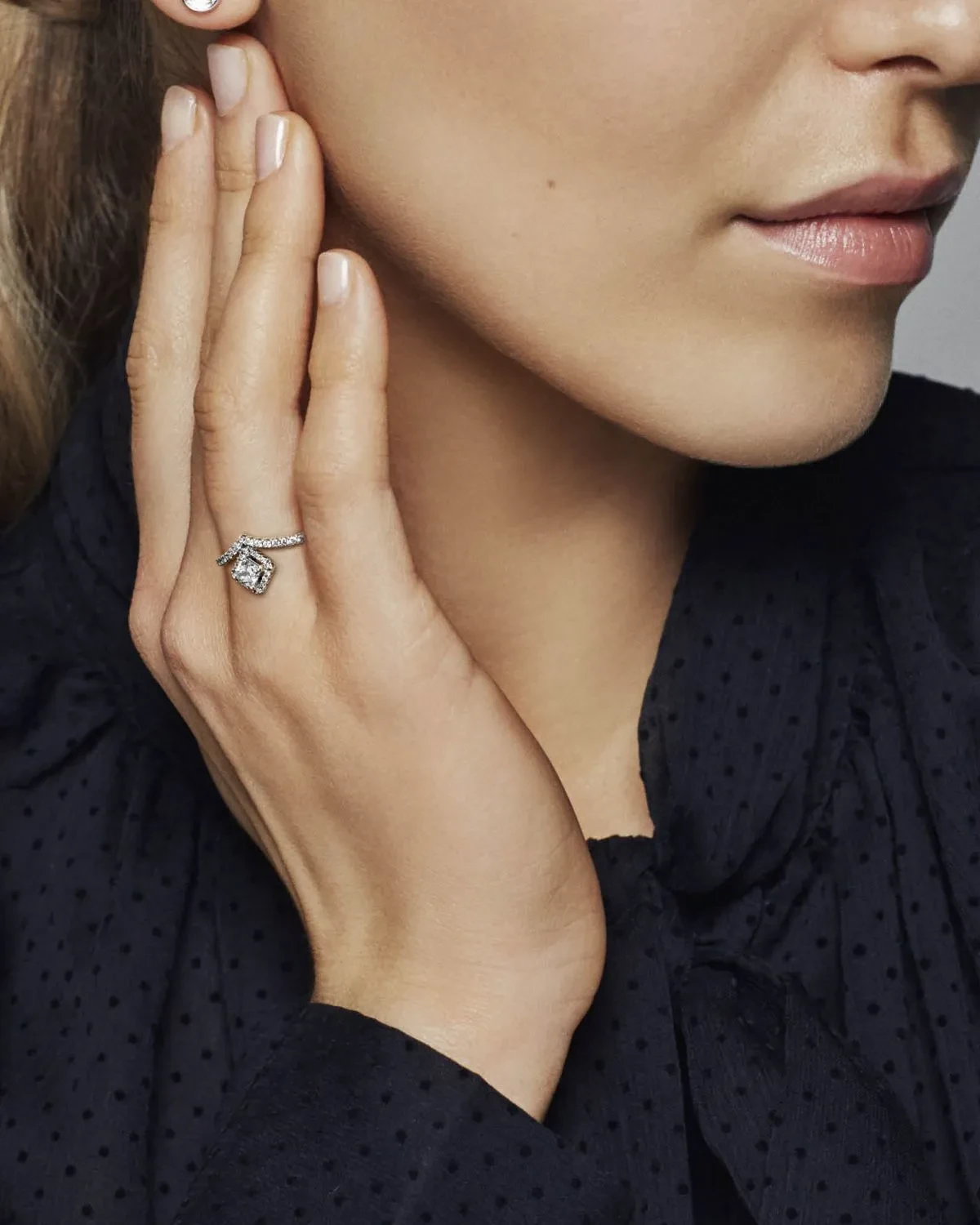 WISHBONE STERLING SILVER RING WITH CLEAR CUBIC ZIRCONIA
