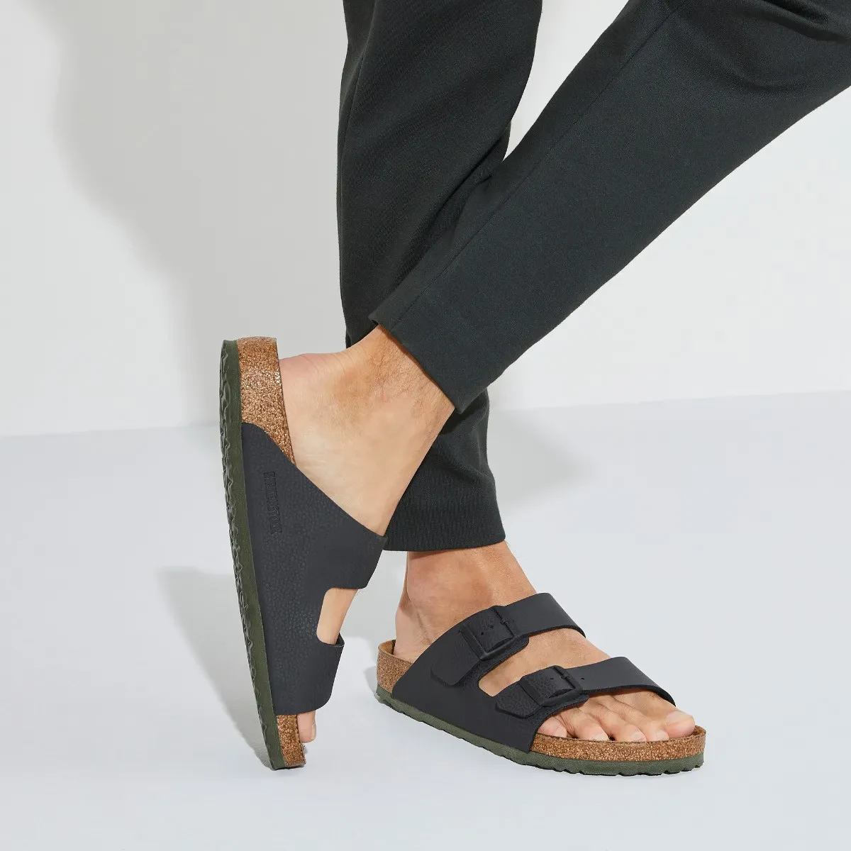 ARIZONA SOFT FOOTBED BIRKO-FLOR MEN'S REGULAR WIDTH SANDALS