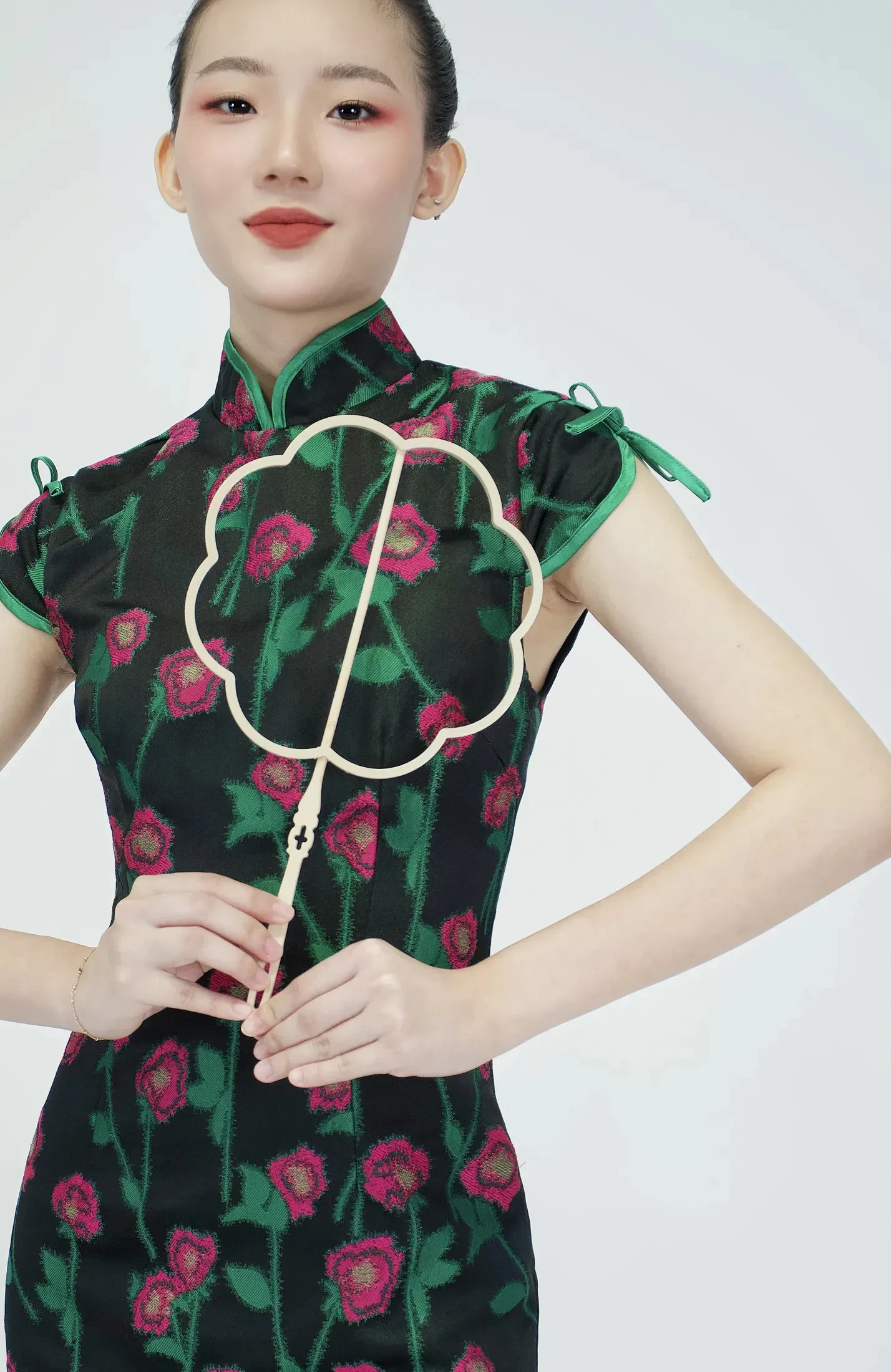 MANDARIN COLLAR MODERN QIPAO CHEONGSAM (GREEN FLORAL PRINT)