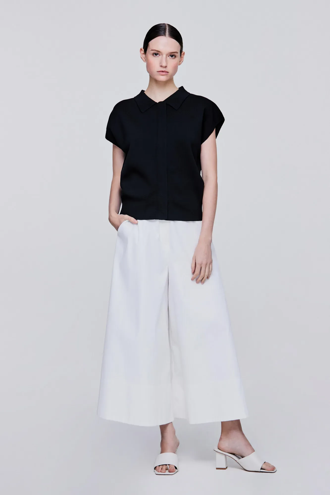 COLLARED MAGYAR KNIT
