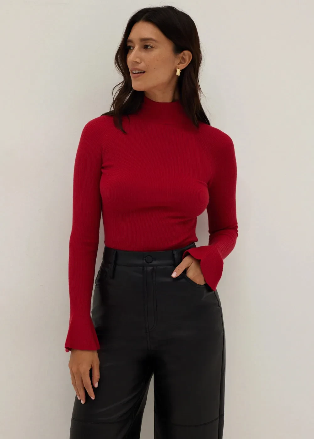 GWYNETH TRUMPET SLEEVE TURTLENECK KNIT TOP
