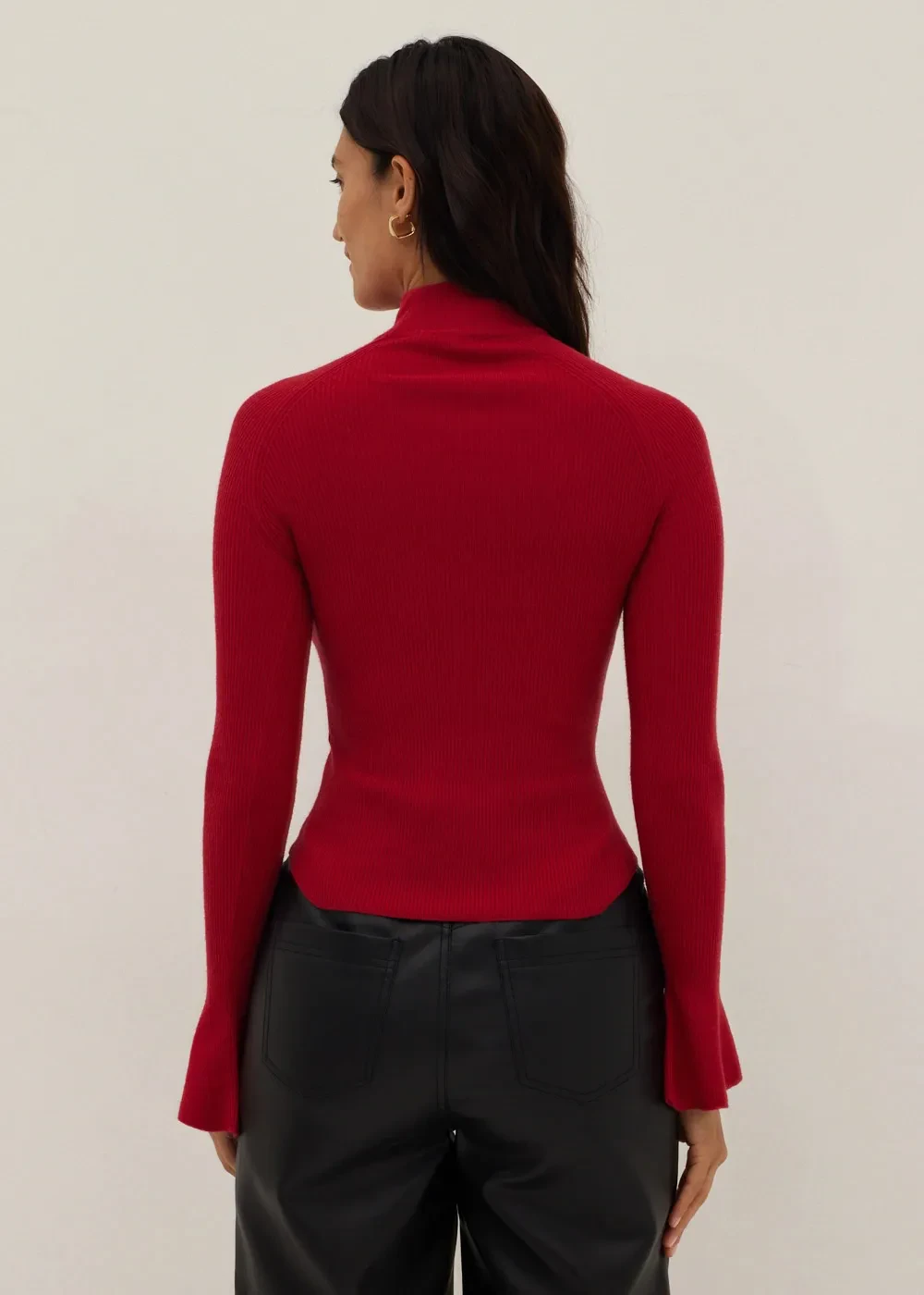 GWYNETH TRUMPET SLEEVE TURTLENECK KNIT TOP