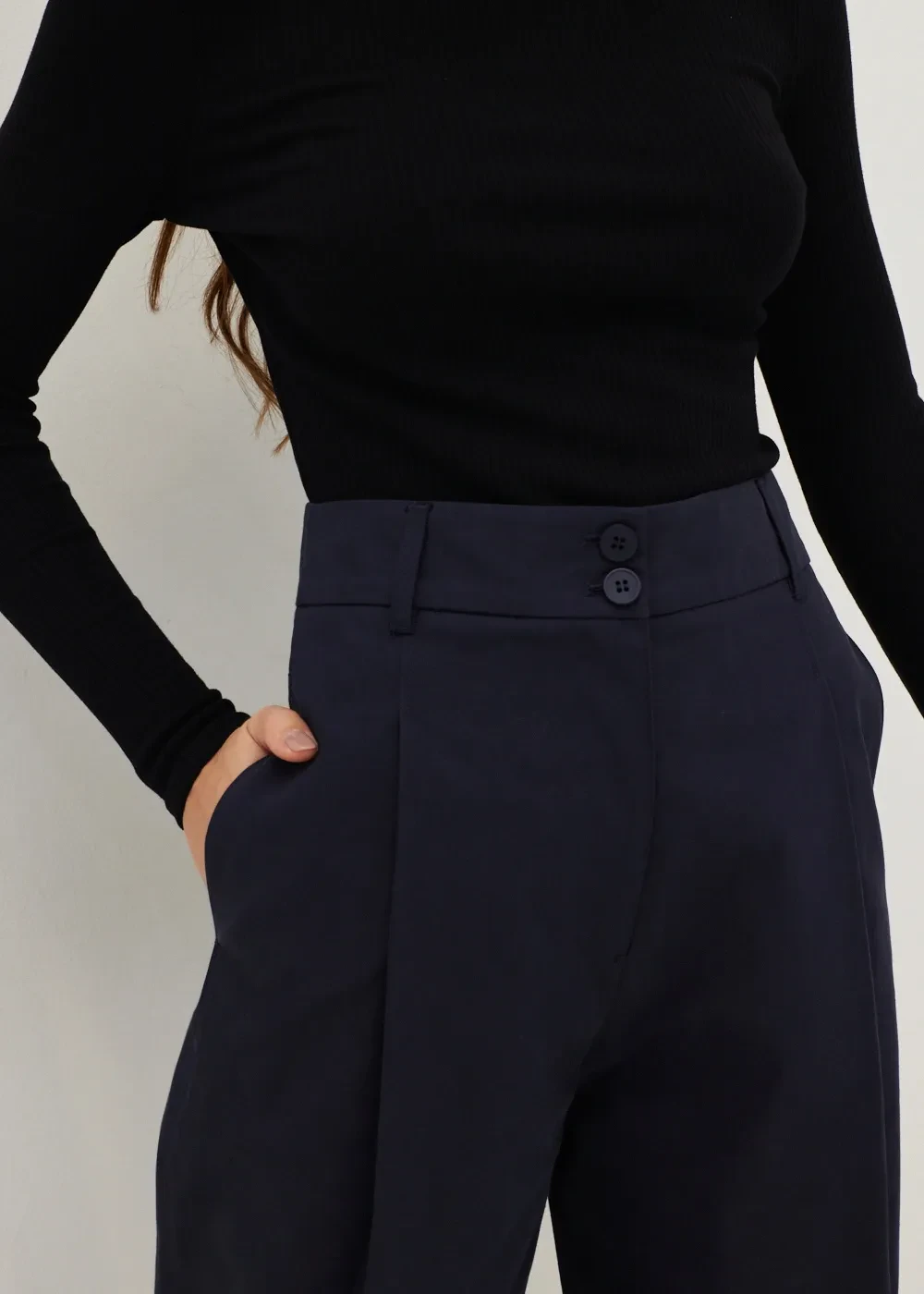 XAVIA CHINO BARREL PANTS