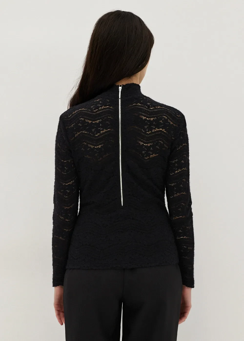 BRIGITTA STRETCH LACE TURTLE NECK TOP