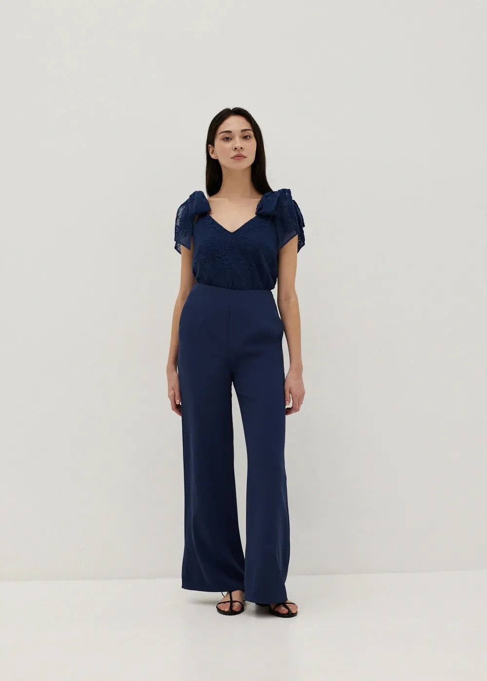 CAELYN ORGANZA LACE TIE SHOULDER TOP