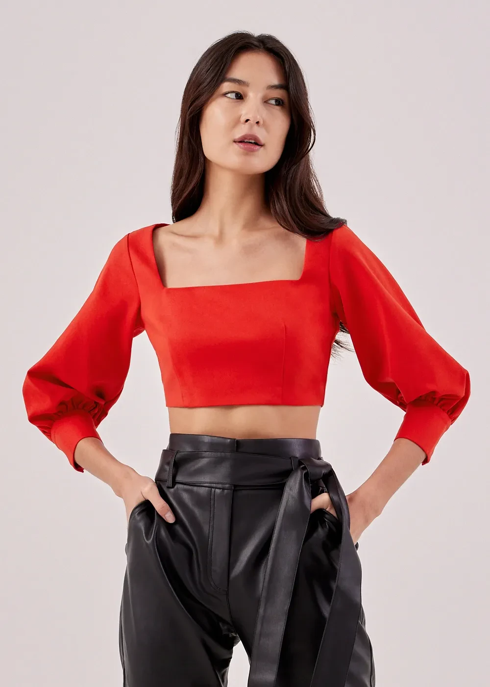LEANA SQUARE NECK PUFF SLEEVE TOP