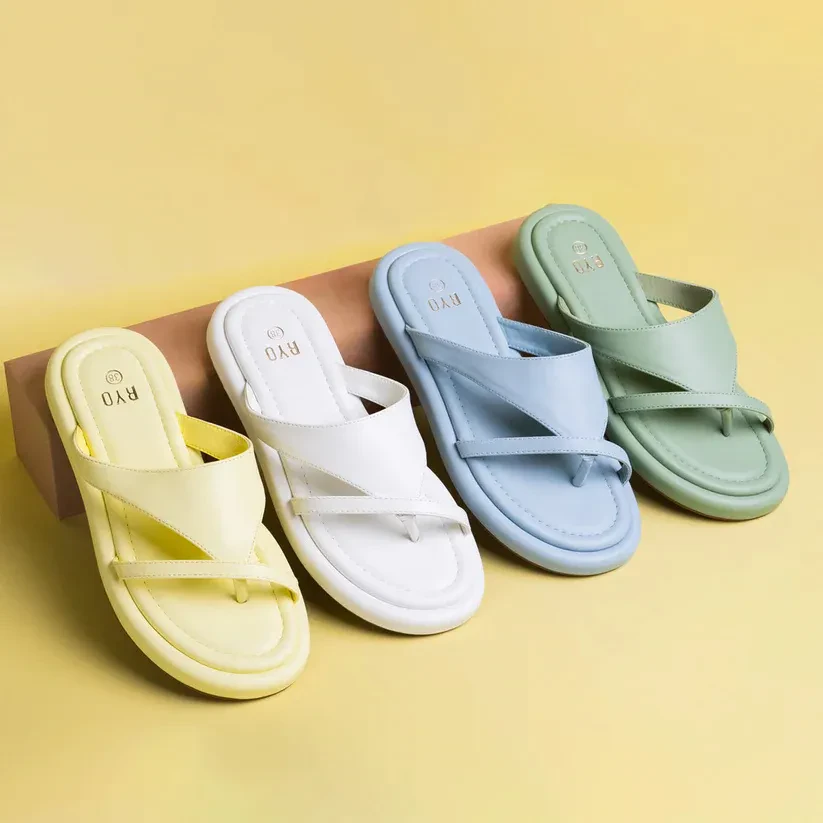 FOAMY SANDALS