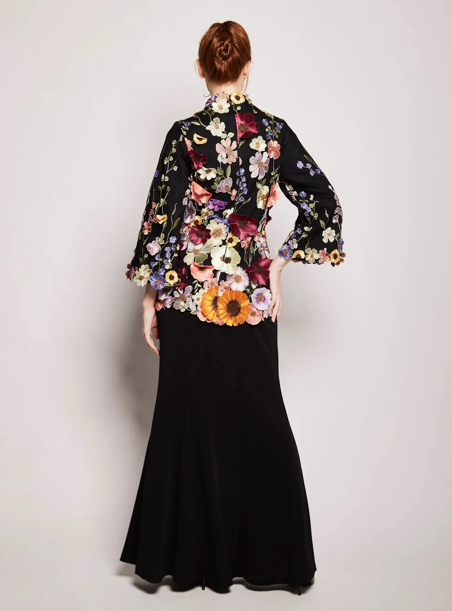 AATIYA FLORAL EMBOIDERED KURUNG (BLACK)