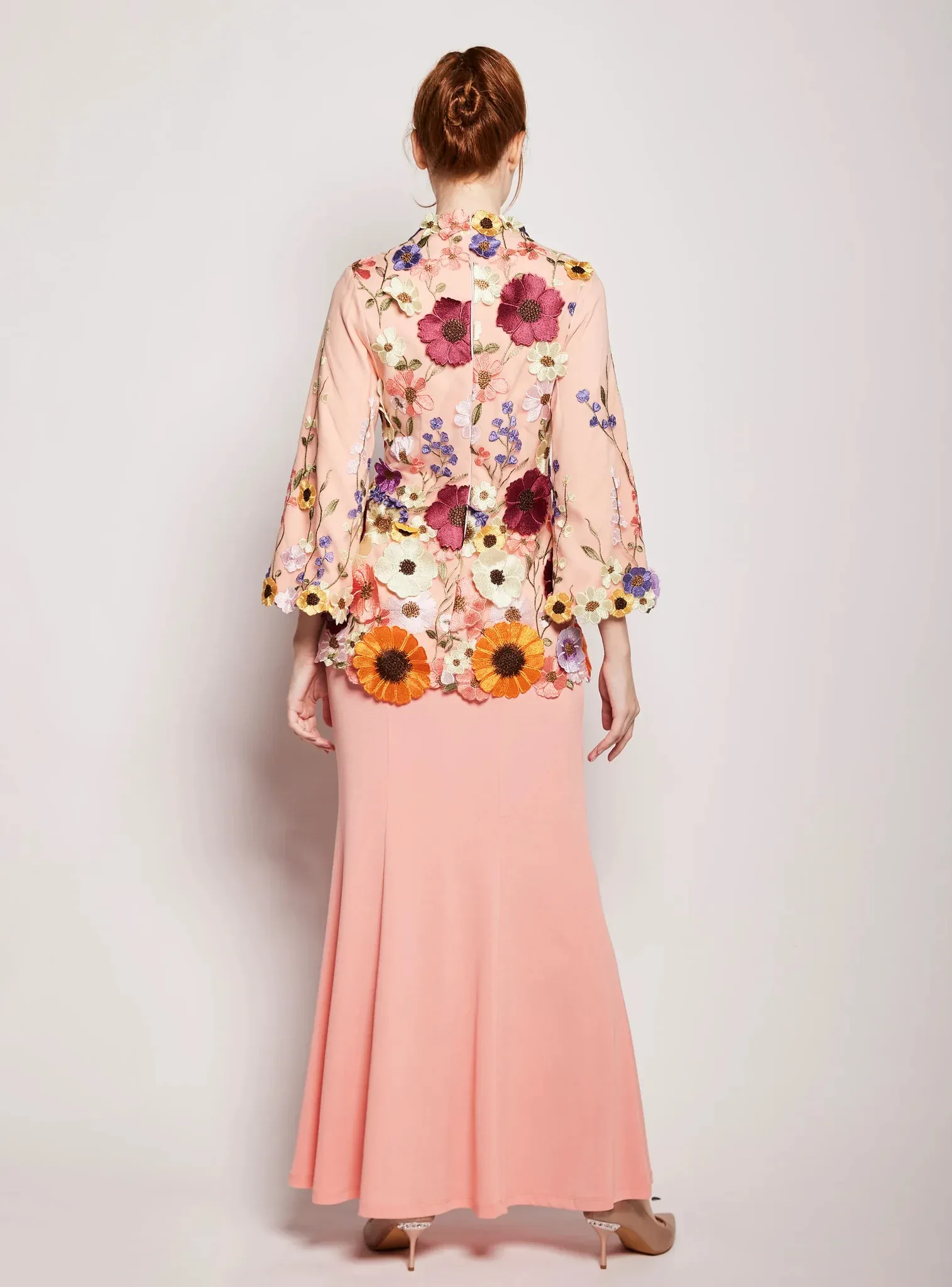 AATIYA FLORAL EMBOIDERED KURUNG (PINK)