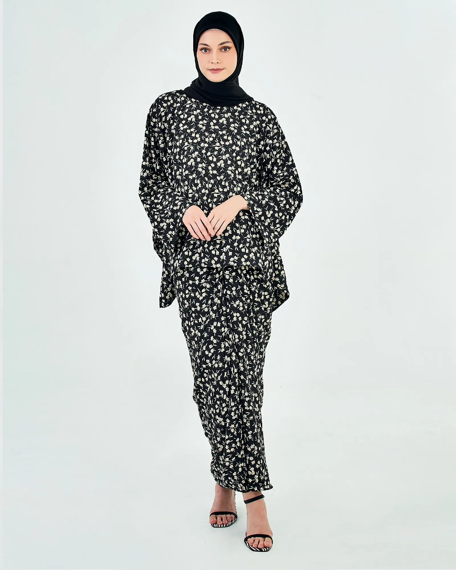 JASMINE KAFTAN SET IN BLACK