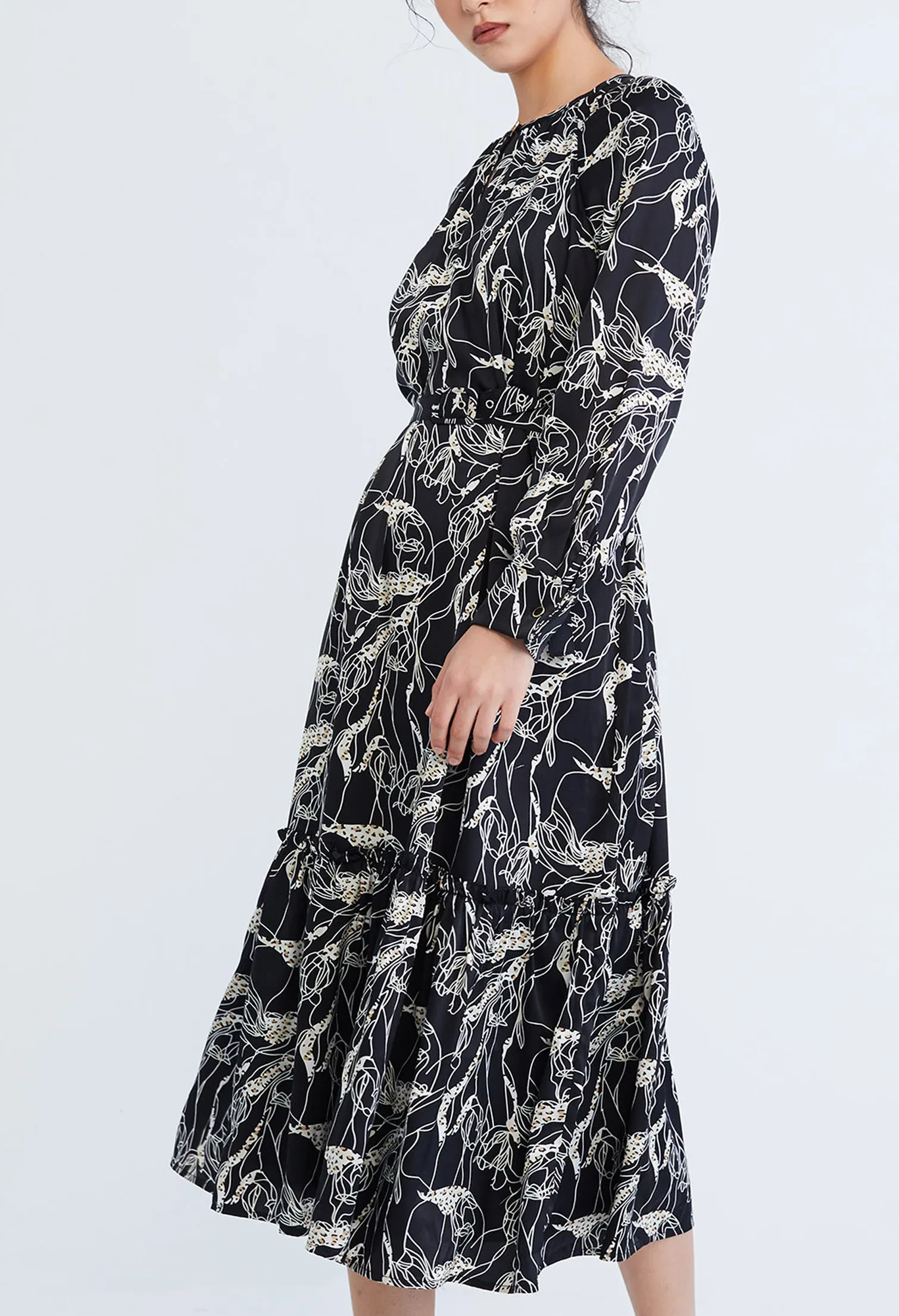 ABSTRACT ALLOVER FLORA BELTED DRESS [BLACK]