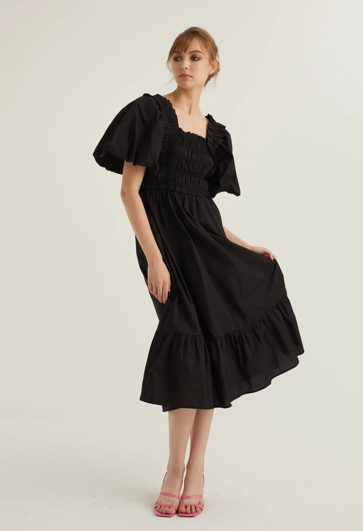 BALLOON SLEEVE CORSET DETAIL MIDI DRESS [BLACK]