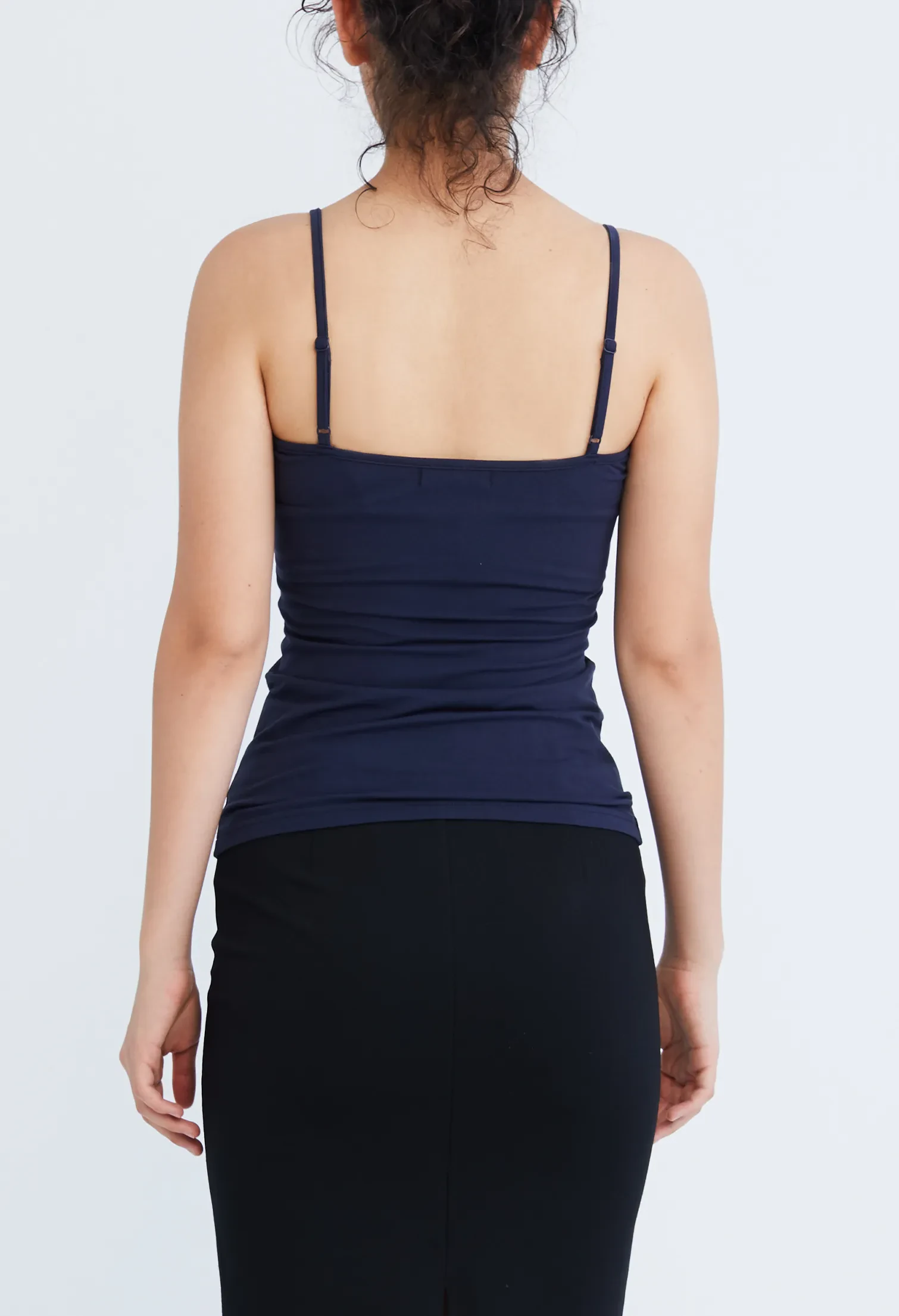 BASIC CAMI TOP [NAVY BLUE]