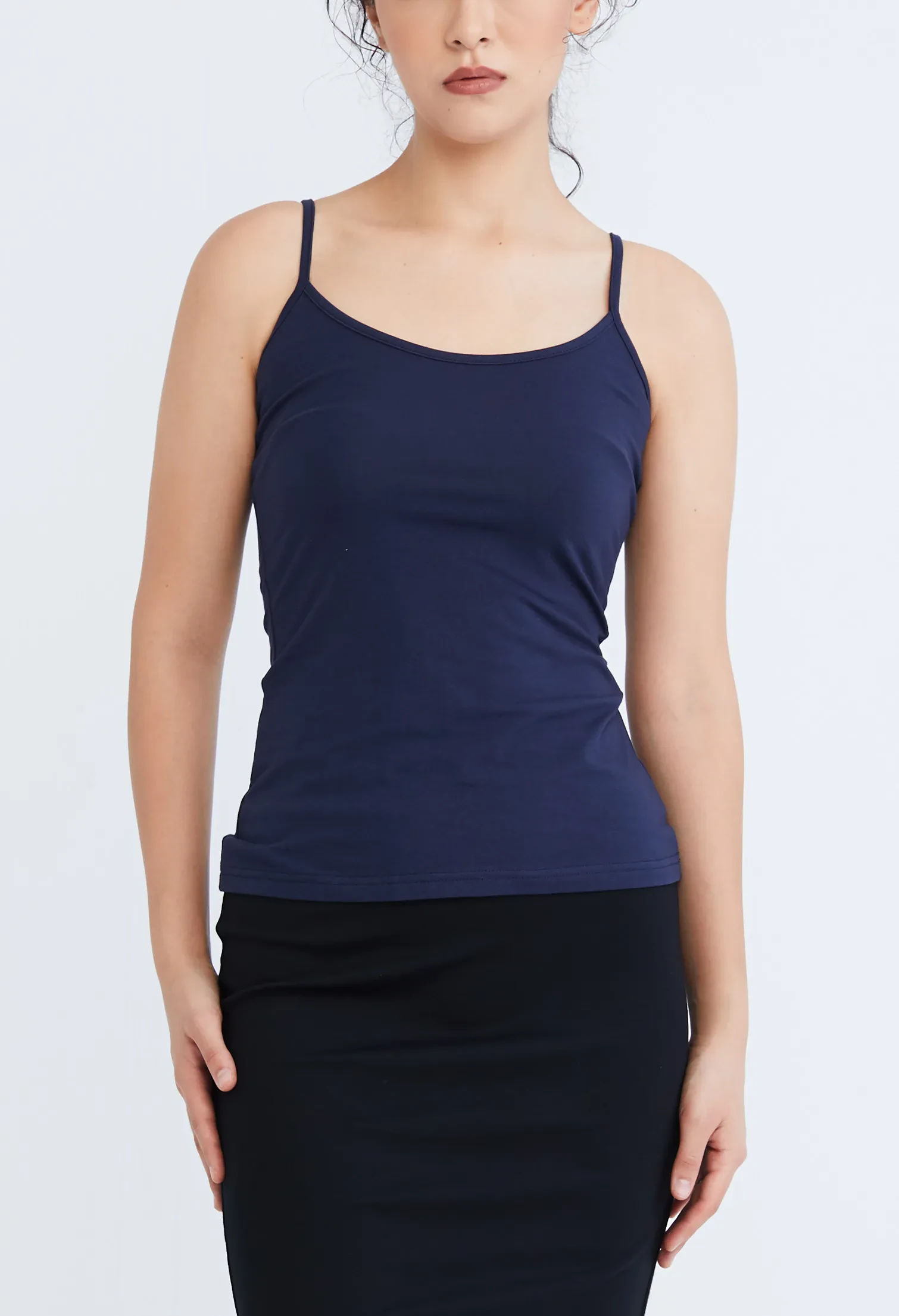 BASIC CAMI TOP [NAVY BLUE]