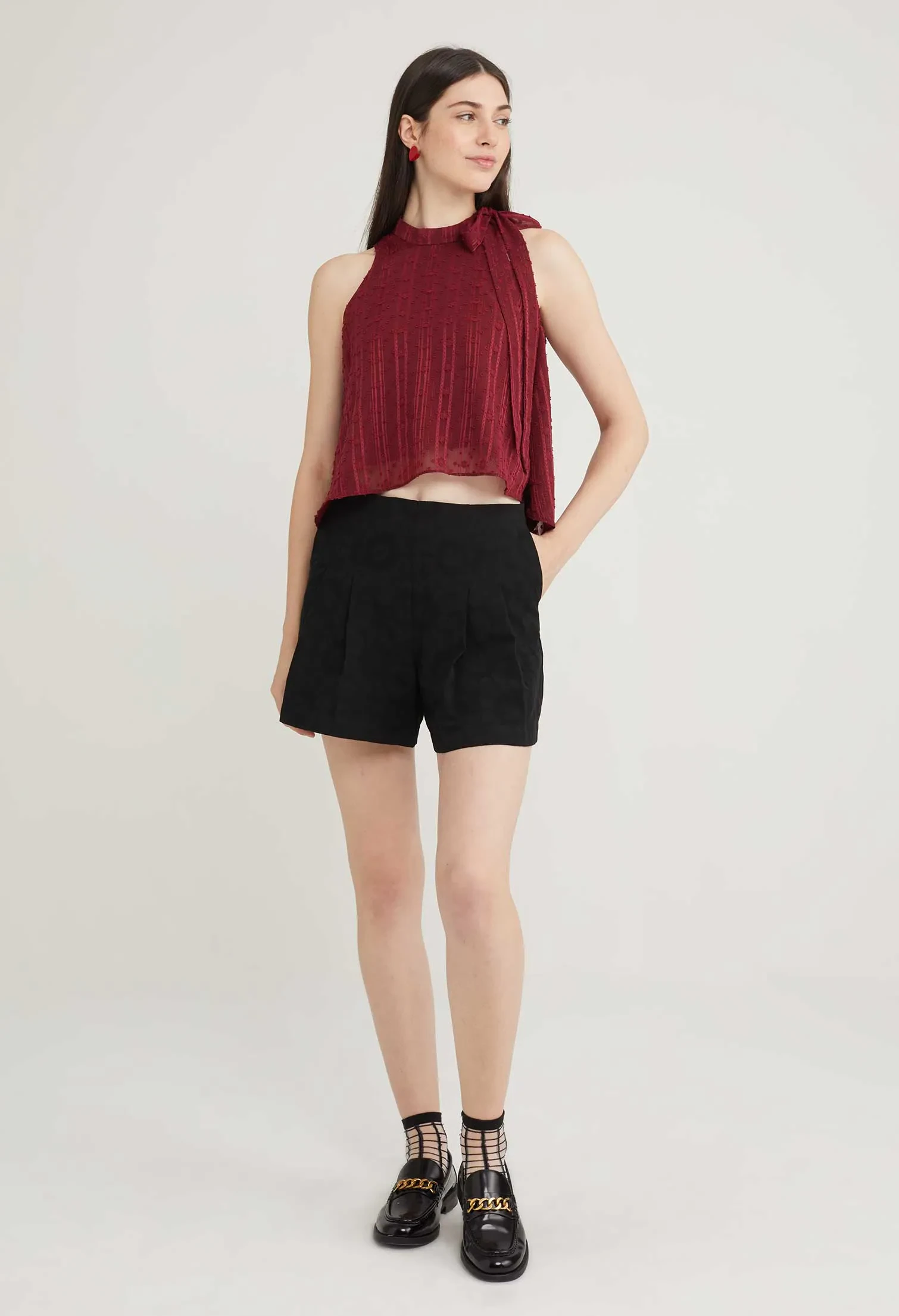 CHERRY BLOSSOM WIDE LEG PLEATED SHORTS [BLACK]