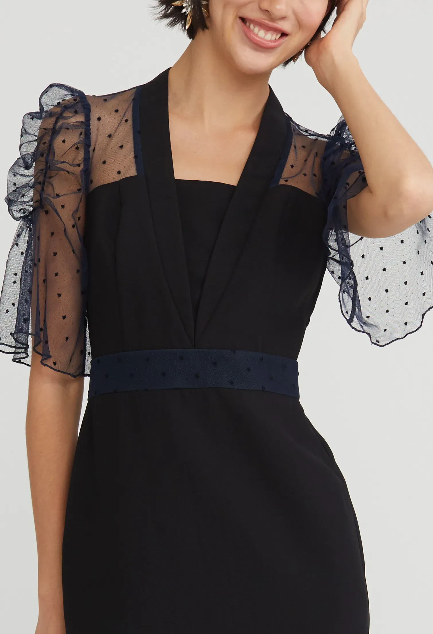 COCKTAIL SHEER SLEEVE MIDI DRESS [BLACK]