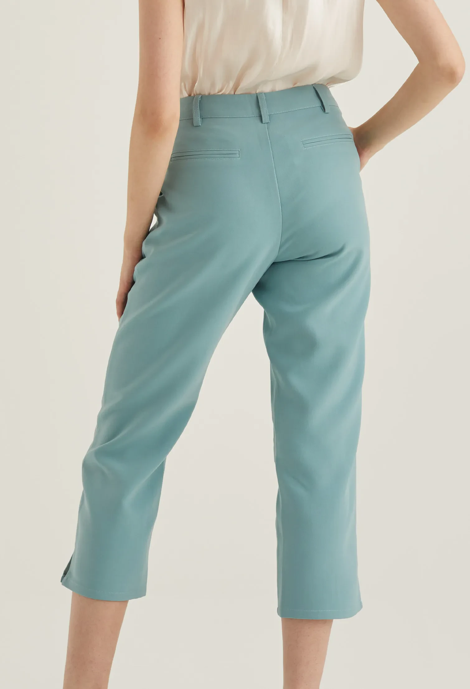 CROPPED OFFICE STRAIGHT CUT TROUSERS [SEAFOAM]