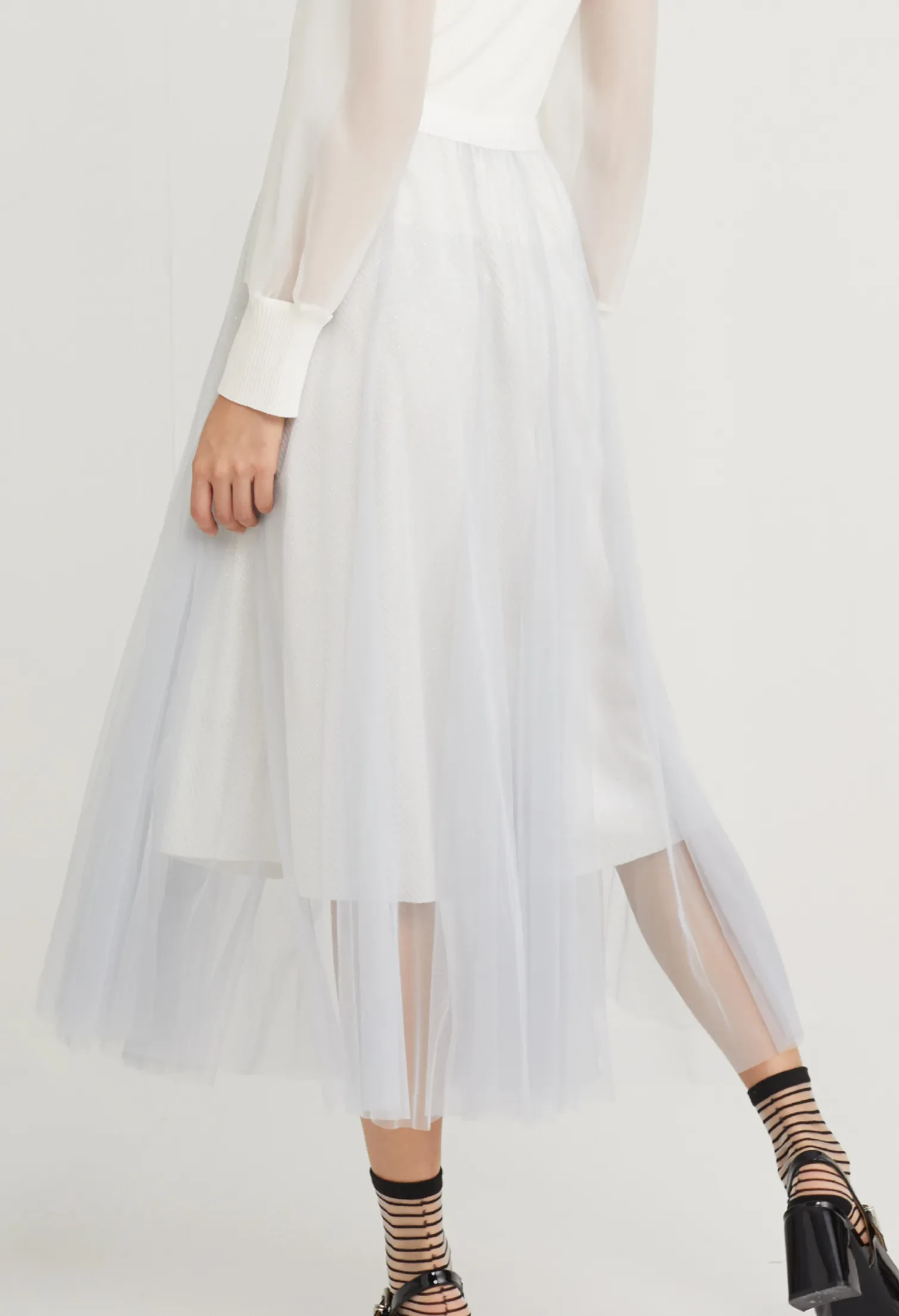 DOUBLE LAYERED METALLIC SKIRT [SILVER]