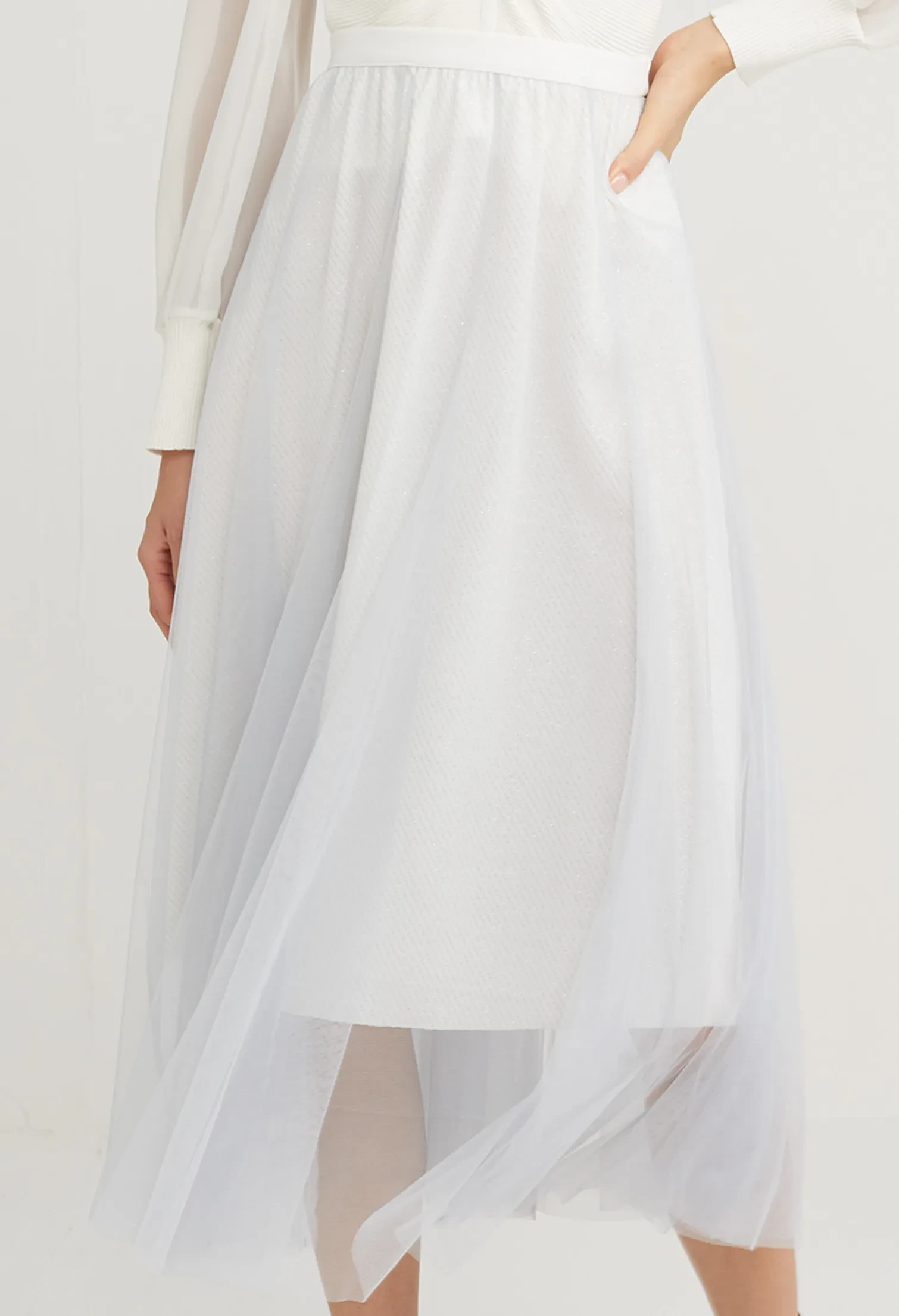 DOUBLE LAYERED METALLIC SKIRT [SILVER]