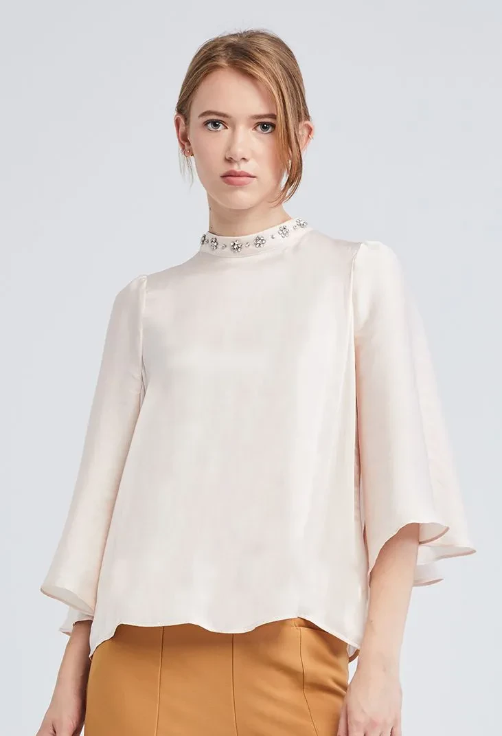 EMBELLISHED CAPE HIGH NECK BLOUSE [BEIGE]
