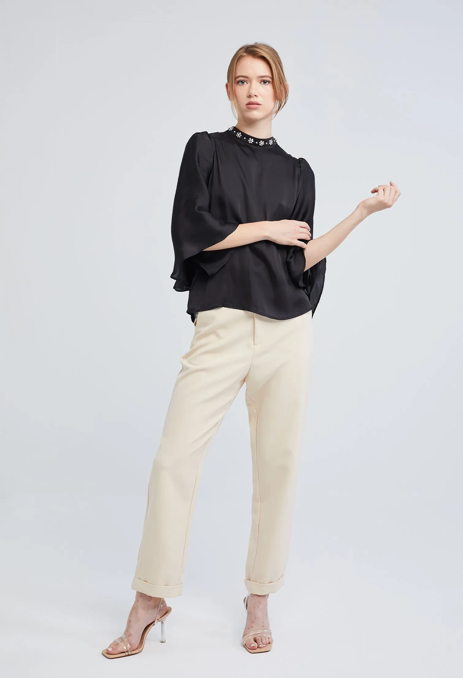 EMBELLISHED CAPE HIGH NECK BLOUSE [BLACK]