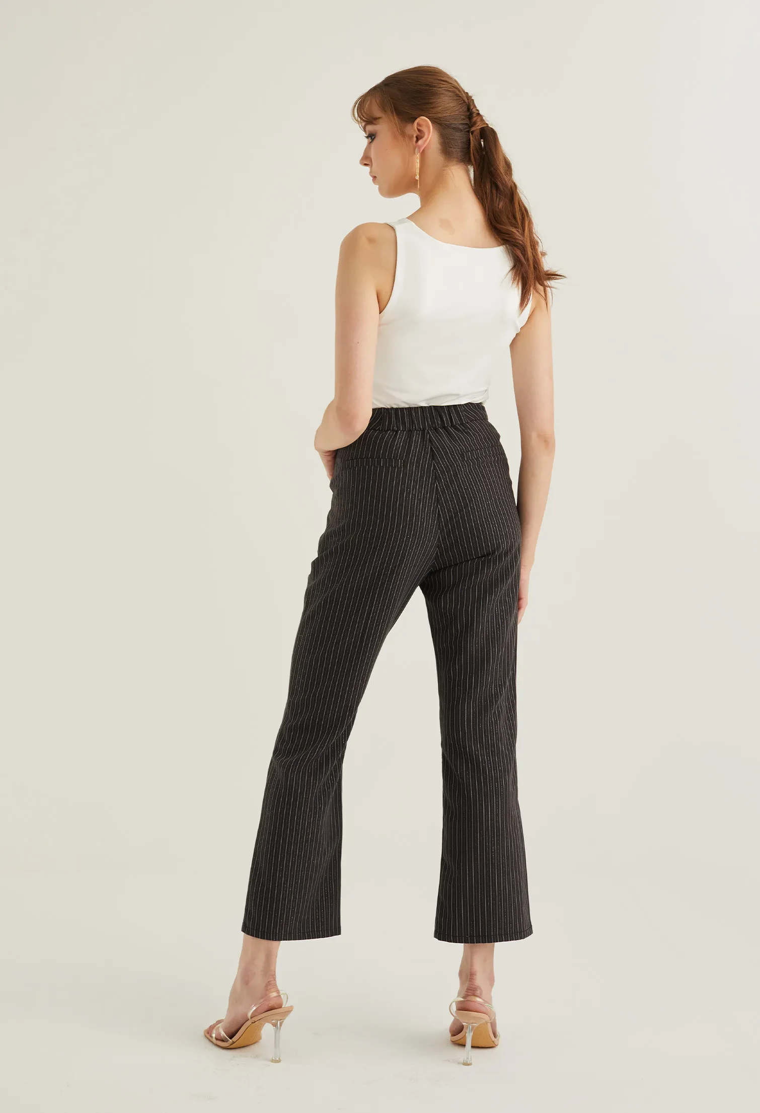 FRONT SLIT STRIPED SMART TROUSERS [BLACK]