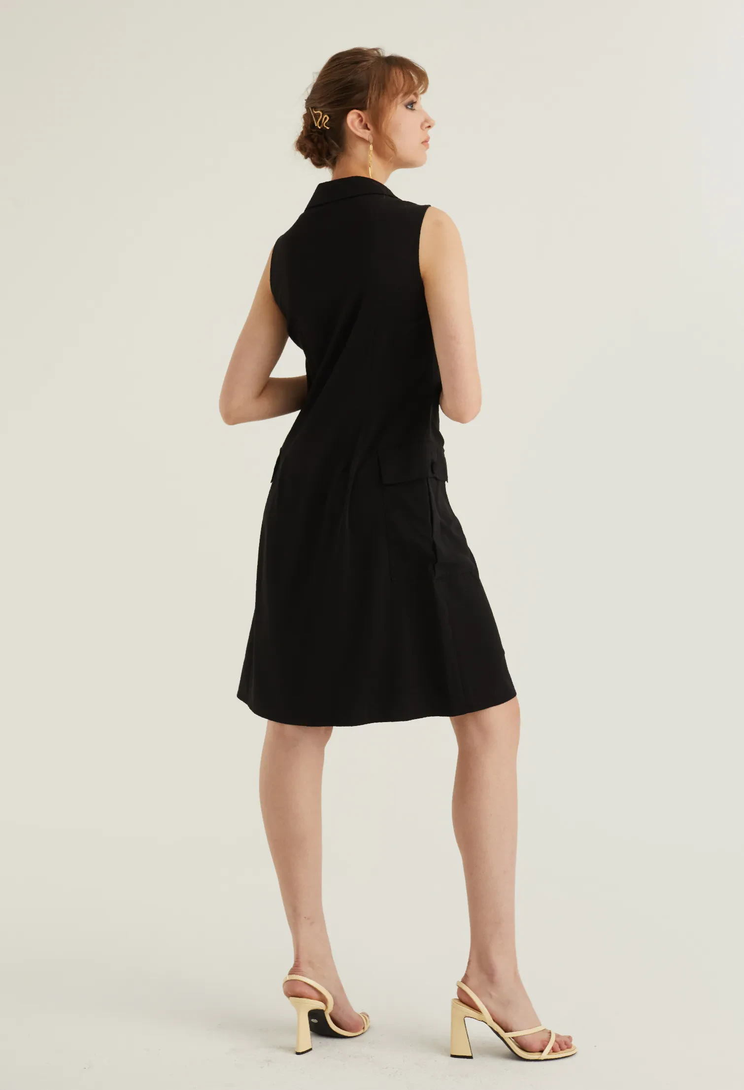 FULL BUTTON VEST UTILITY DRESS [BLACK]