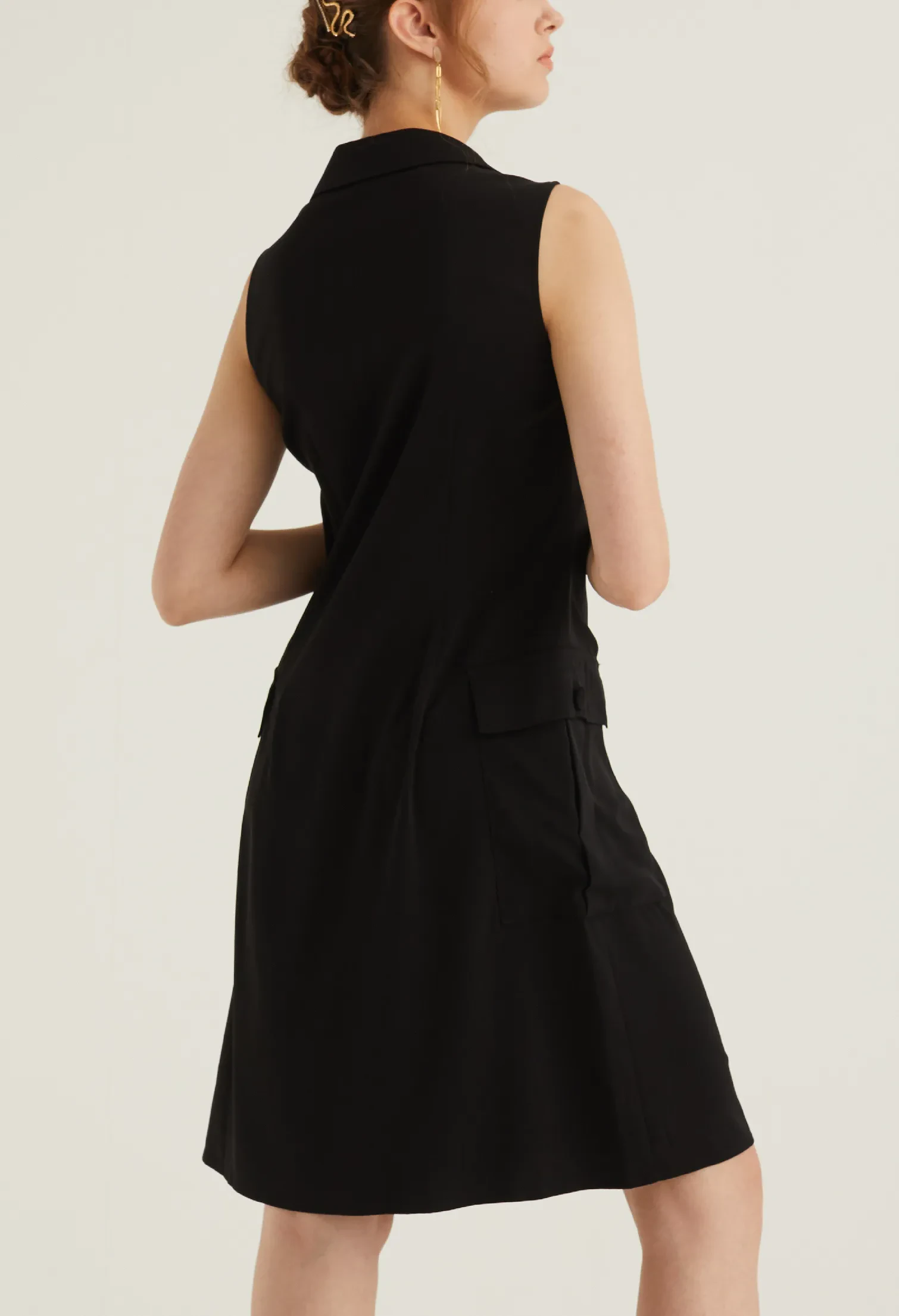 FULL BUTTON VEST UTILITY DRESS [BLACK]