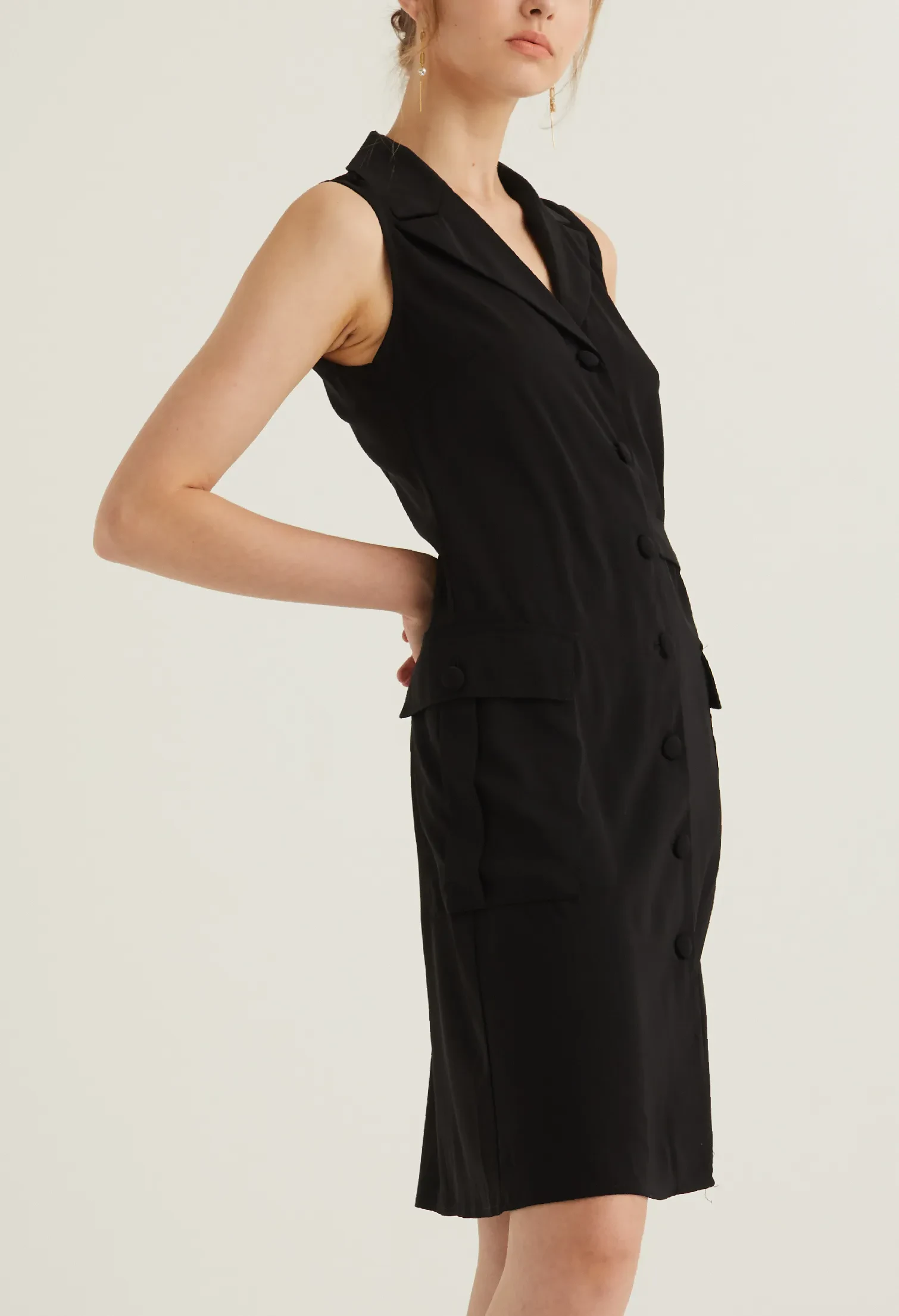 FULL BUTTON VEST UTILITY DRESS [BLACK]