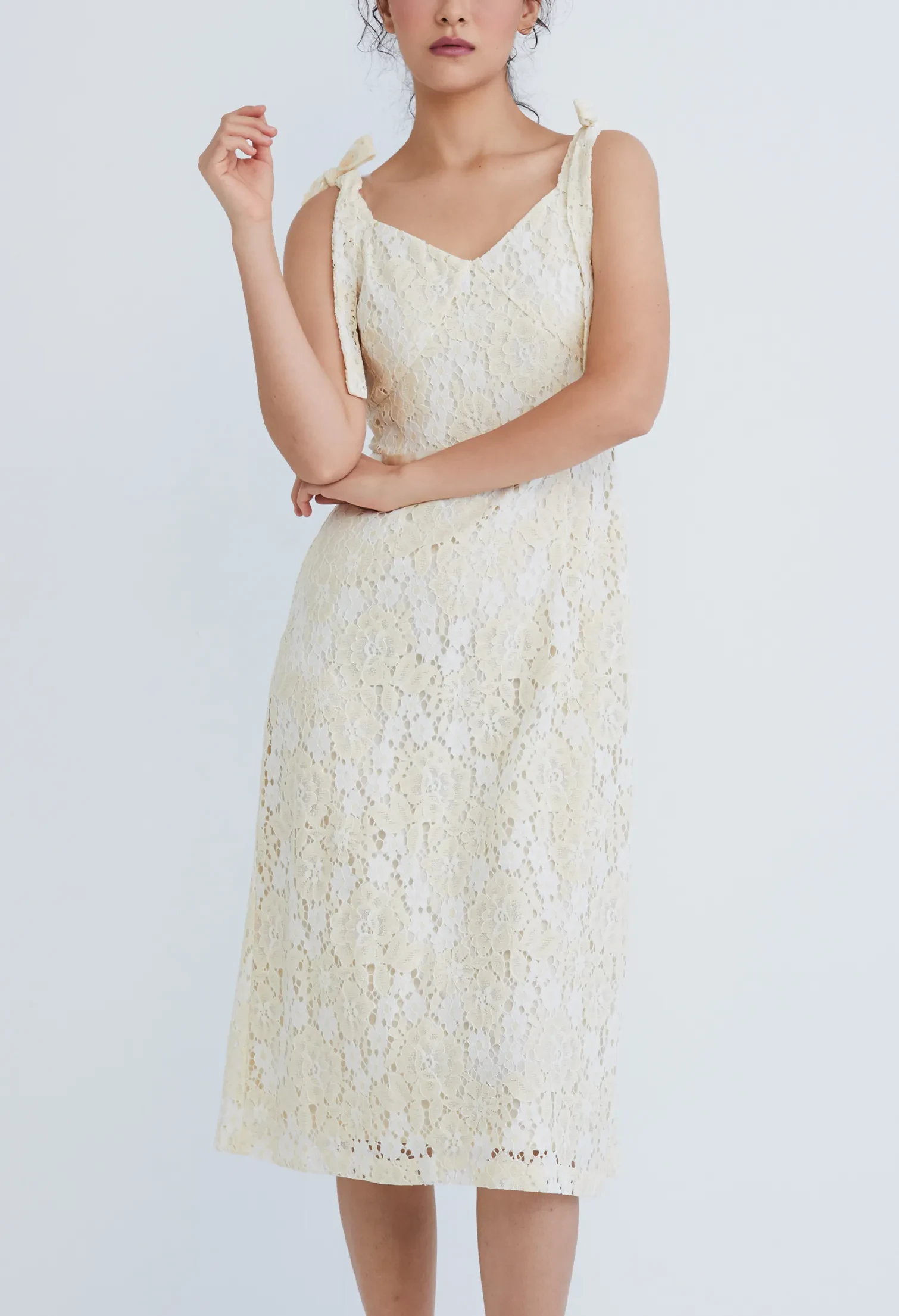 GUIPURE LACE BUSTIER CAMI TIE-SHOULDER DRESS [BEIGE]