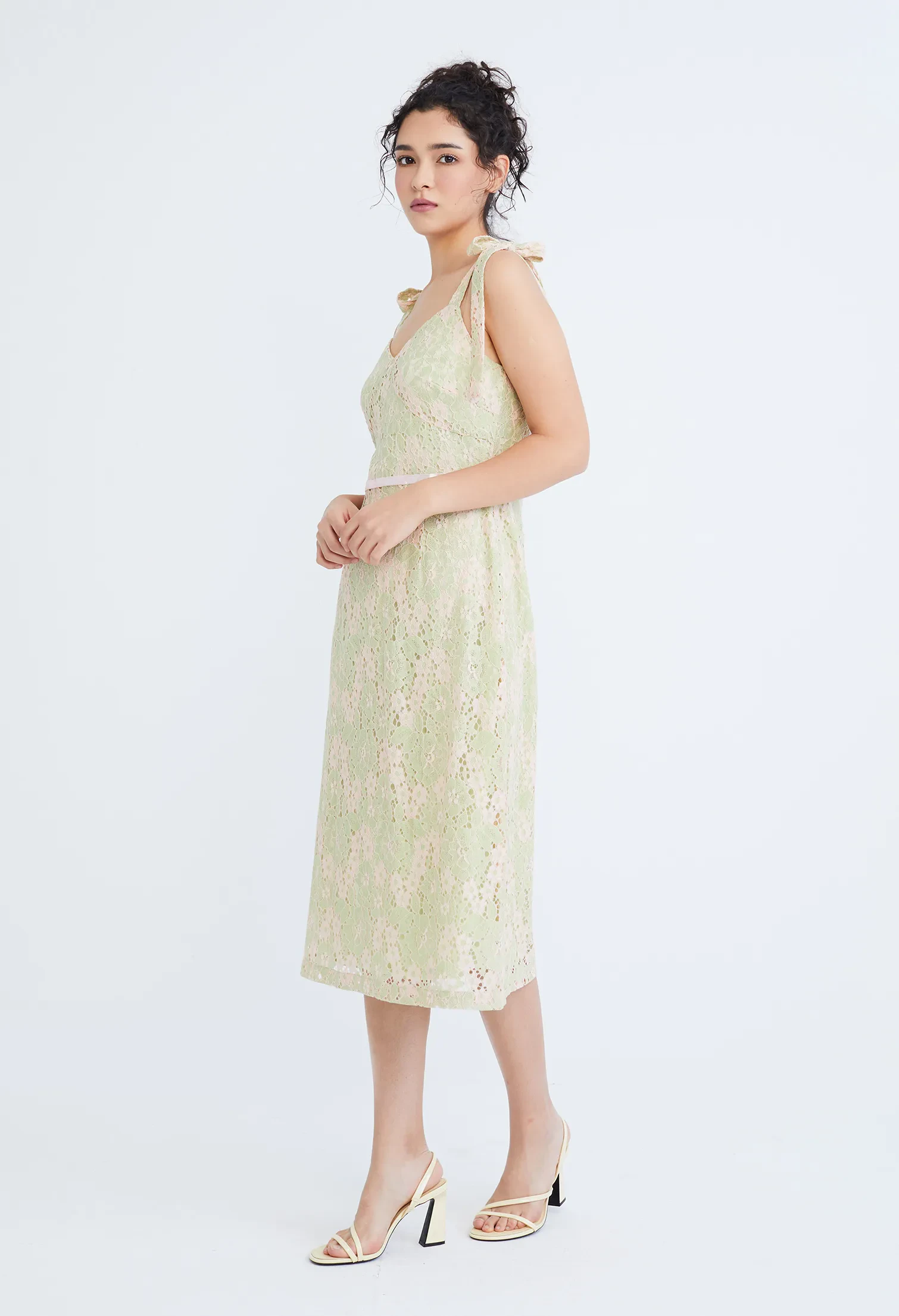 GUIPURE LACE BUSTIER CAMI TIE-SHOULDER DRESS [OLIVE GREEN]