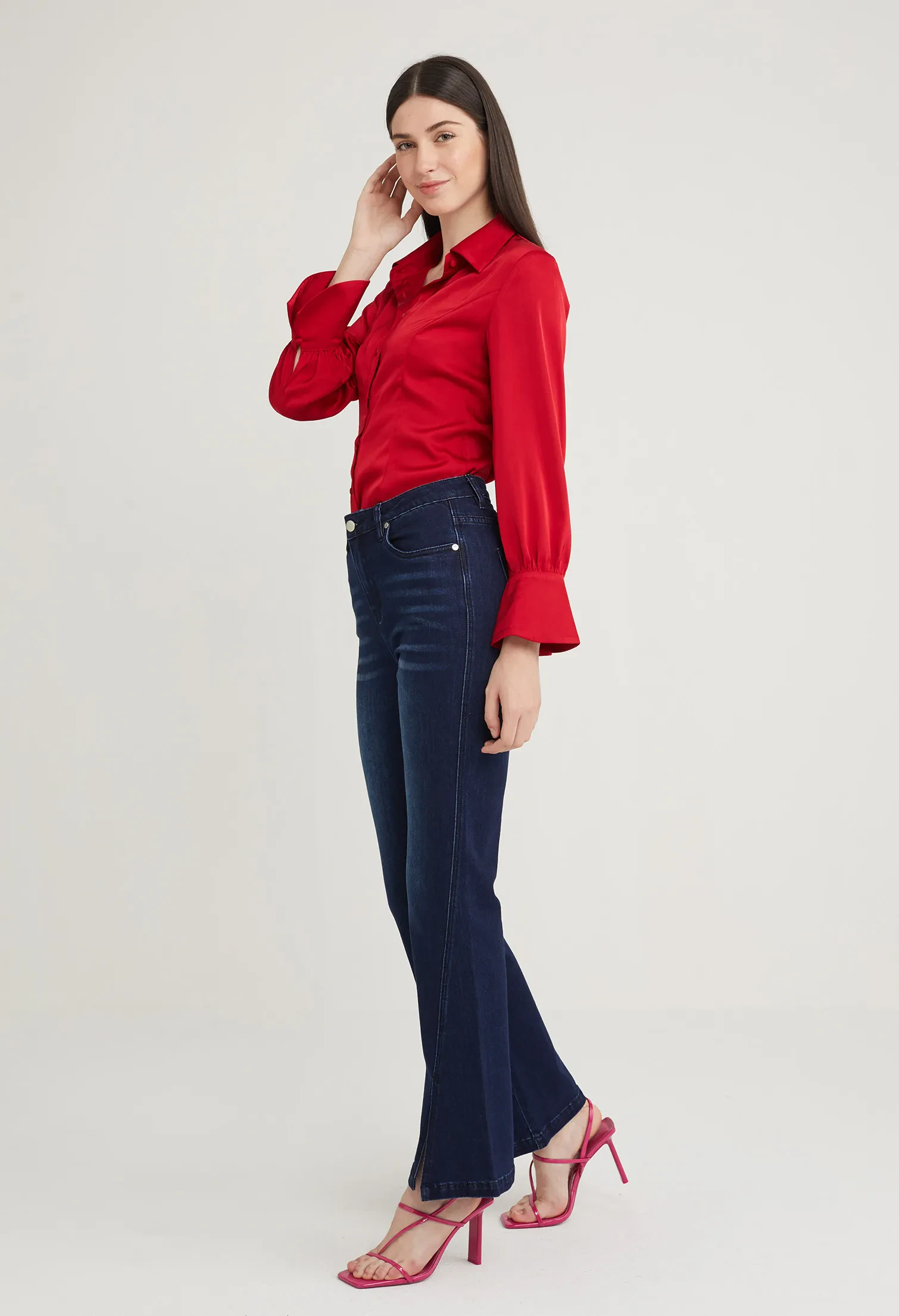 HIGH RISE FLARED ACCENT DENIM JEANS [D/BLUE]