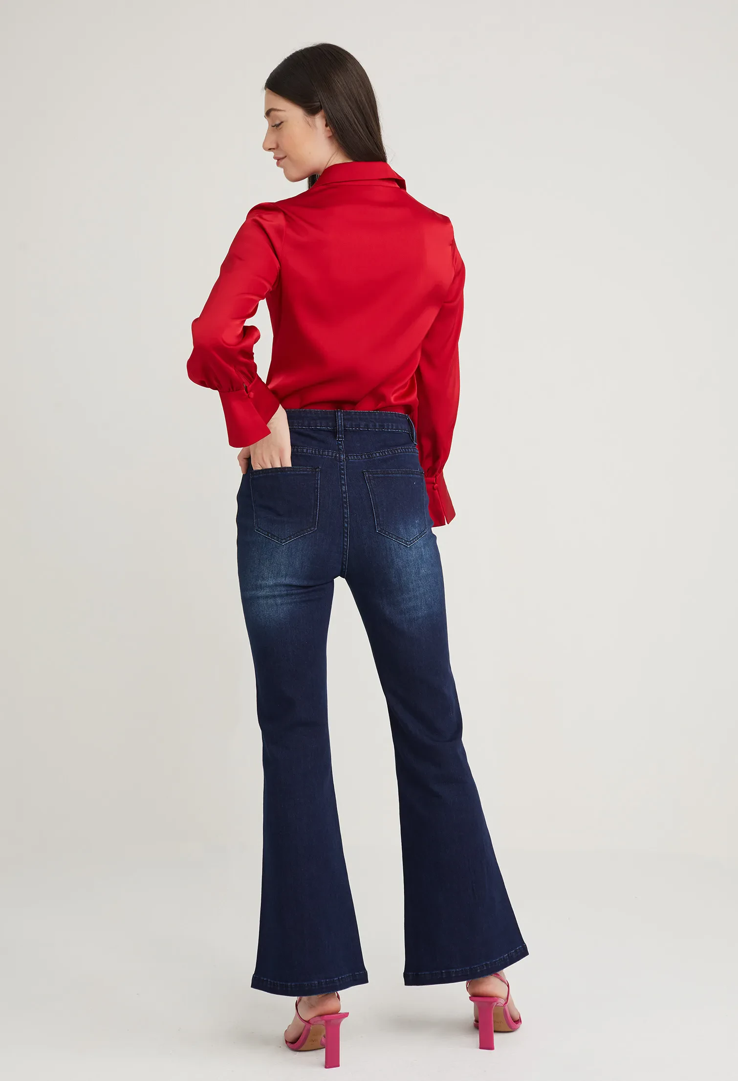 HIGH RISE FLARED ACCENT DENIM JEANS [D/BLUE]