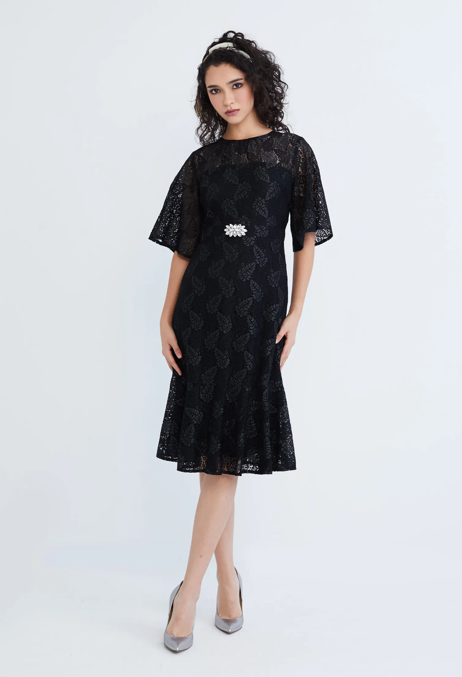 LACE PEARL BELTED COCKTAIL DRESS [BLACK]