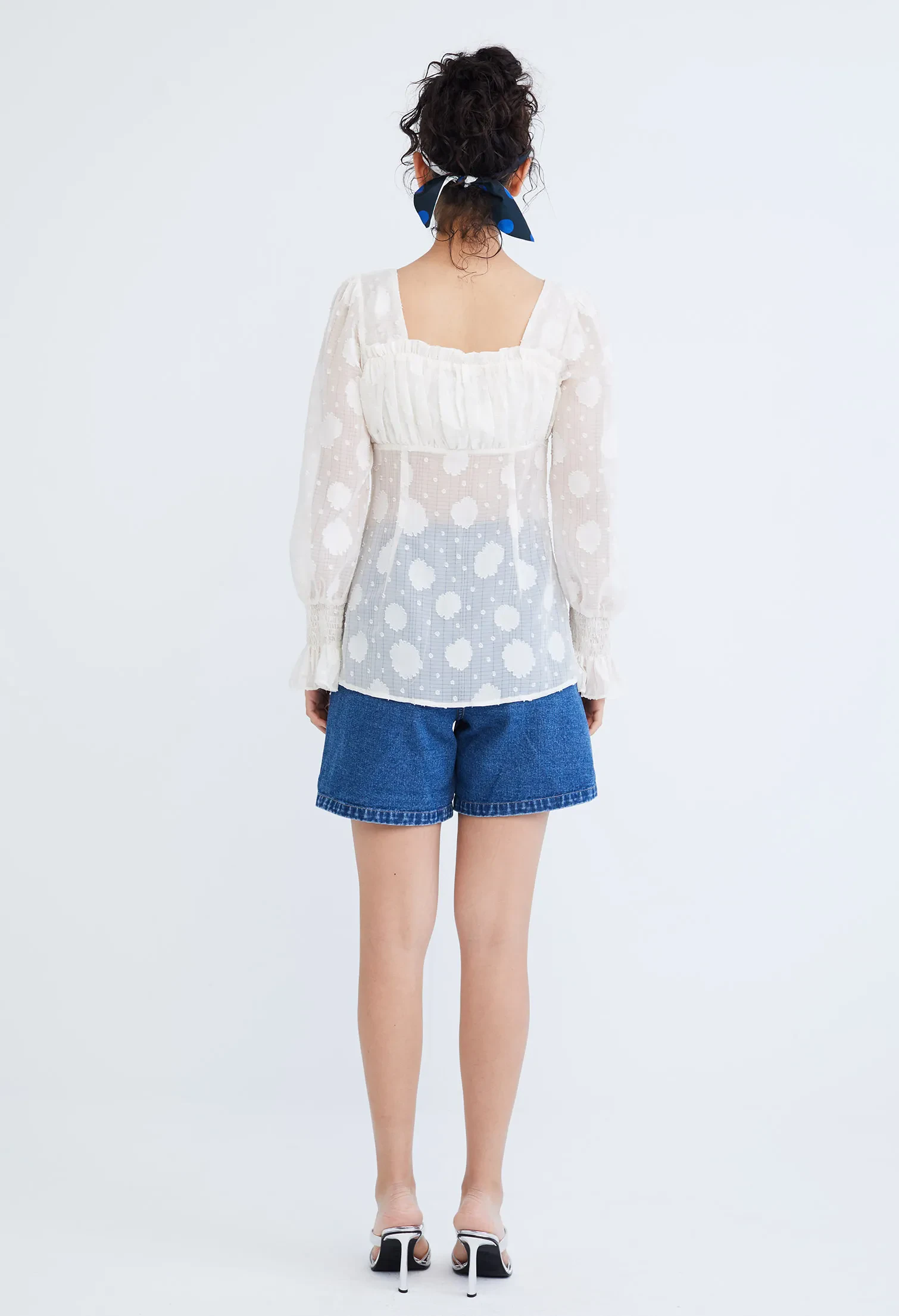 LACEY COTTAGE RUCH SQUARE NECK TOP [OFF WHITE]