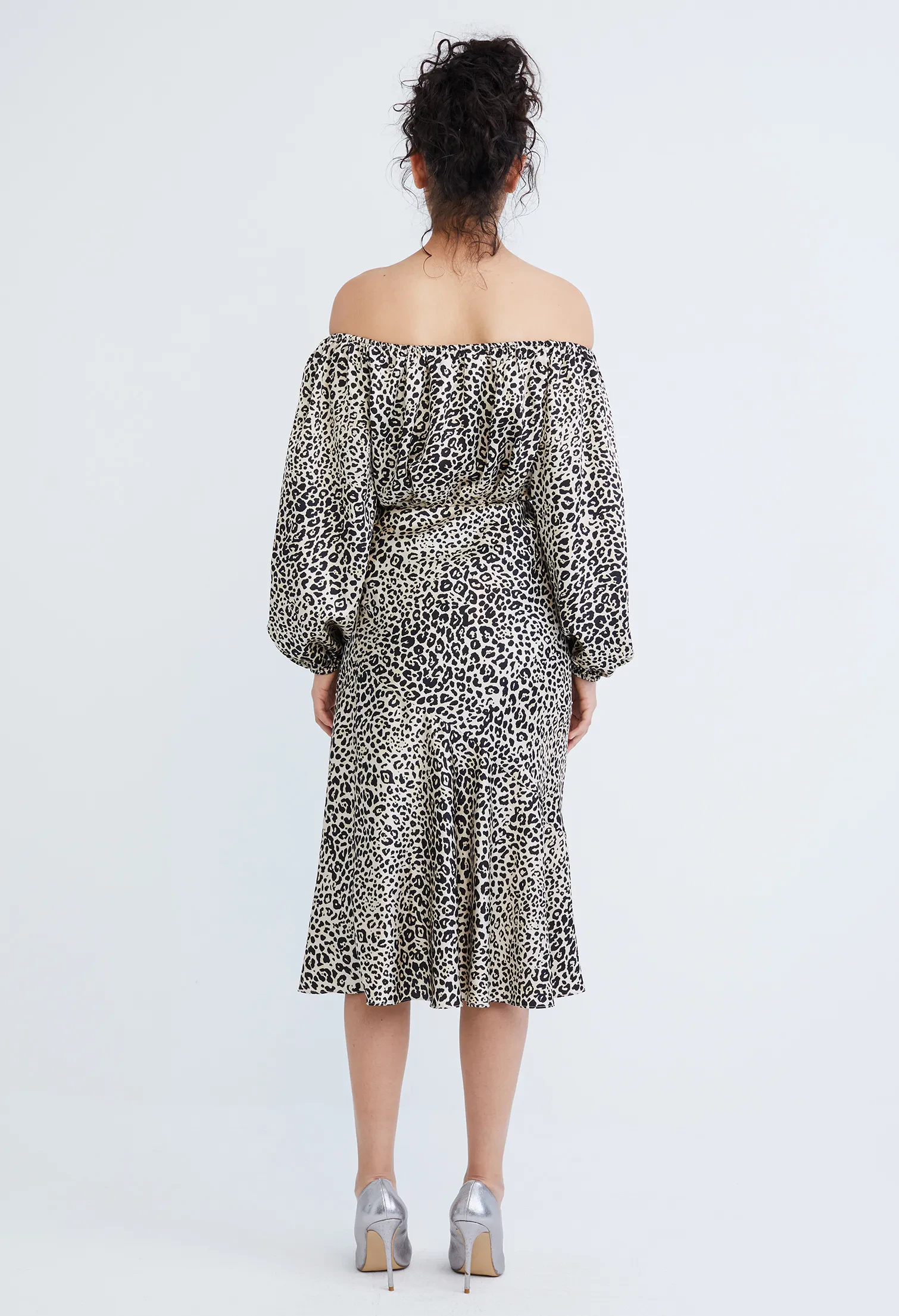 LEOPARD SPOTTED PRINT BLOUSE [BLACK]