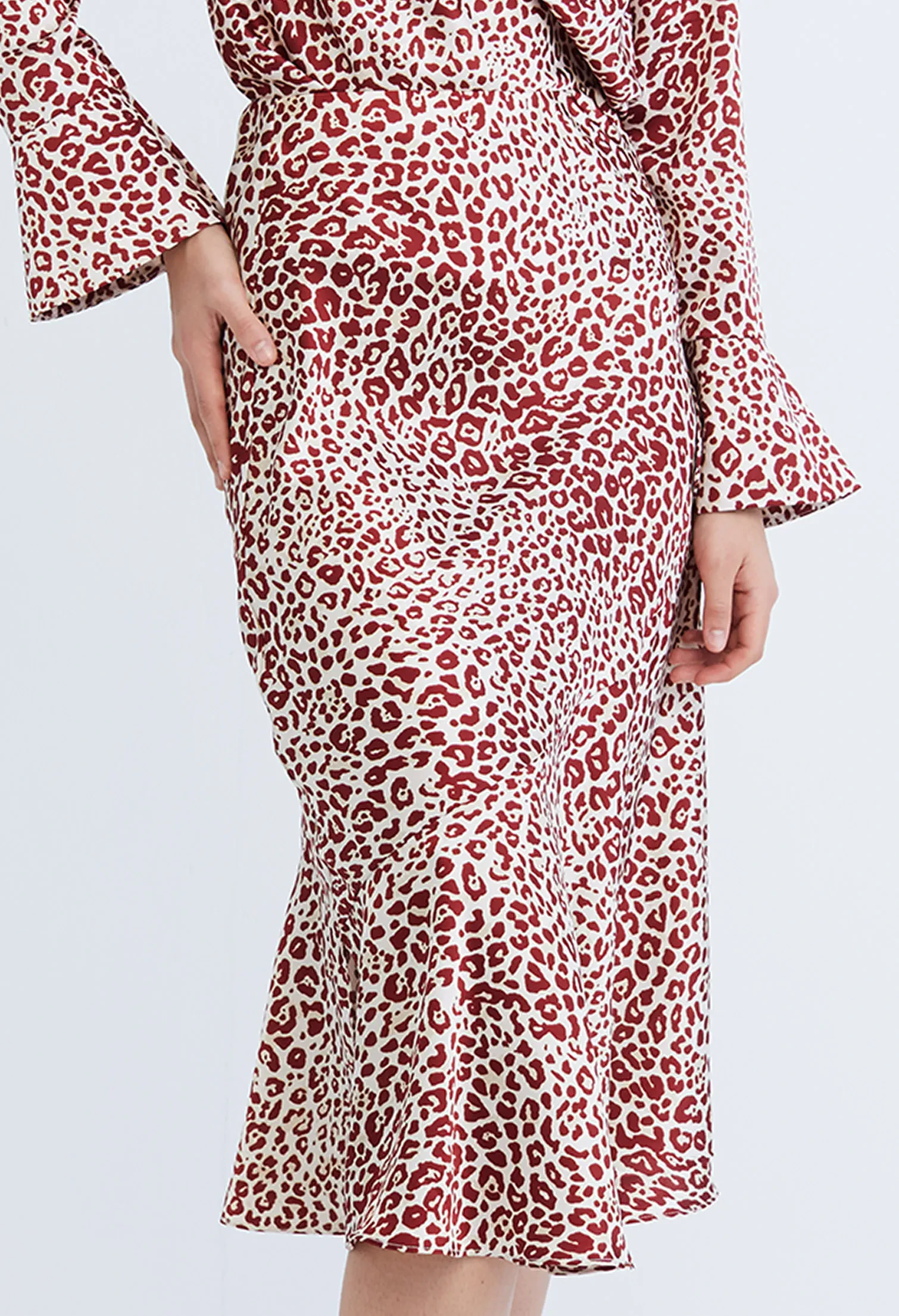 LEOPARD SPOTTED SATIN SLIP SKIRT [D/RED]