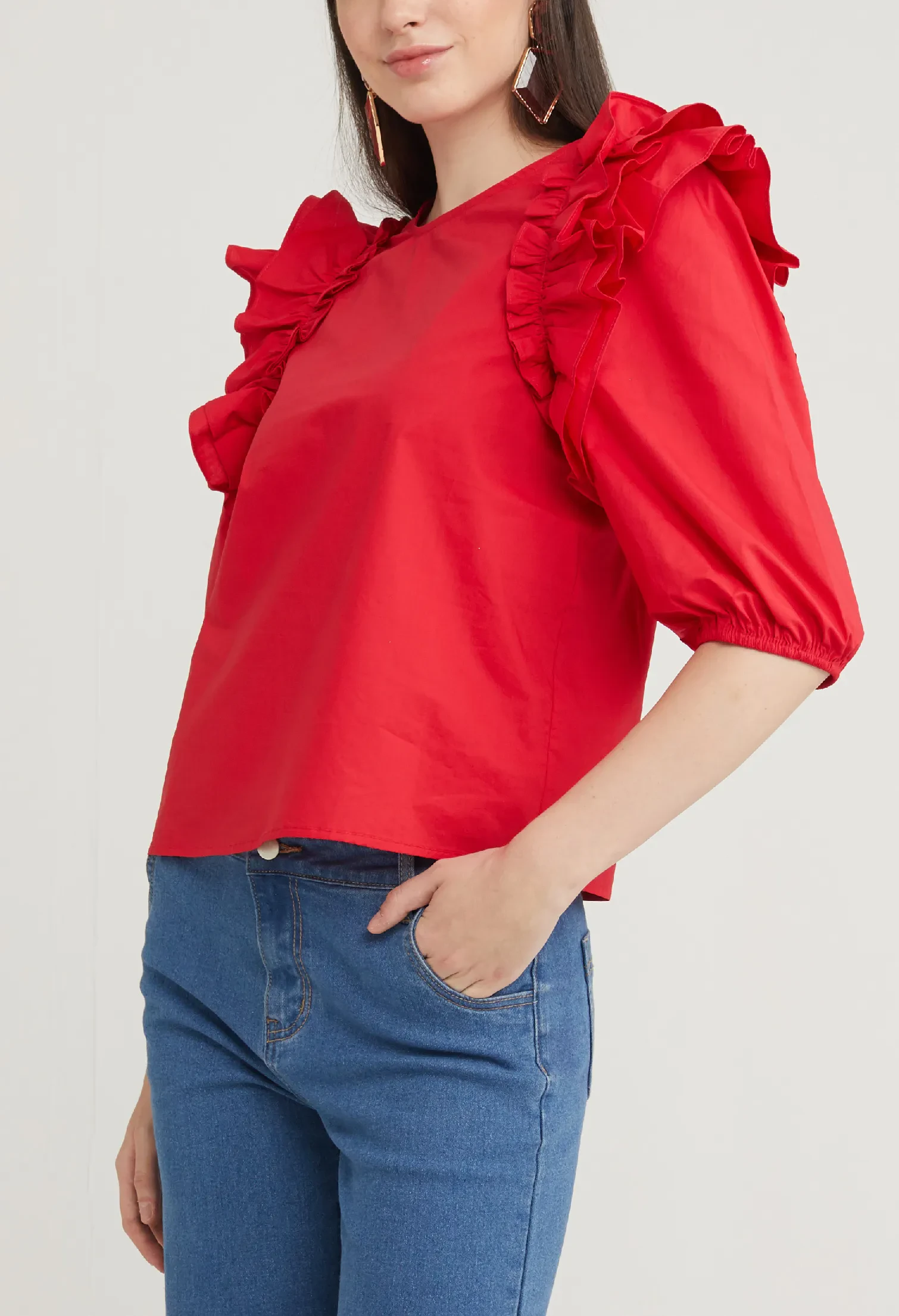 RUFFLE ACCENT 3/4 SLEEVE BLOUSE [RED]