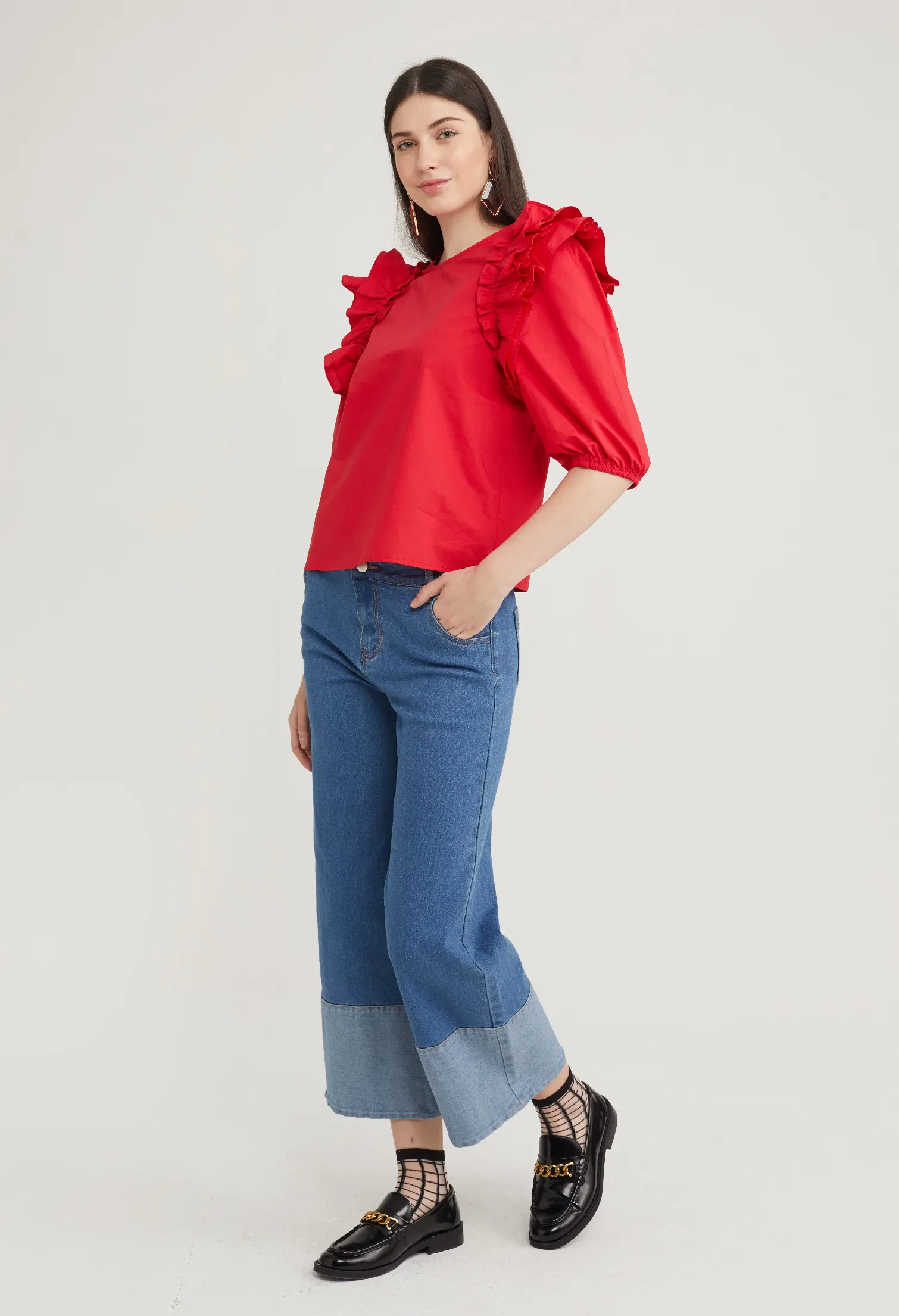 RUFFLE ACCENT 3/4 SLEEVE BLOUSE [RED]