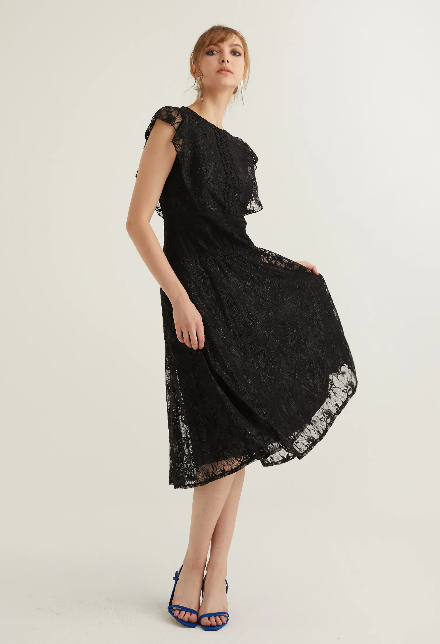 RUFFLE LACE DETAIL COCKTAIL DRESS [BLACK]