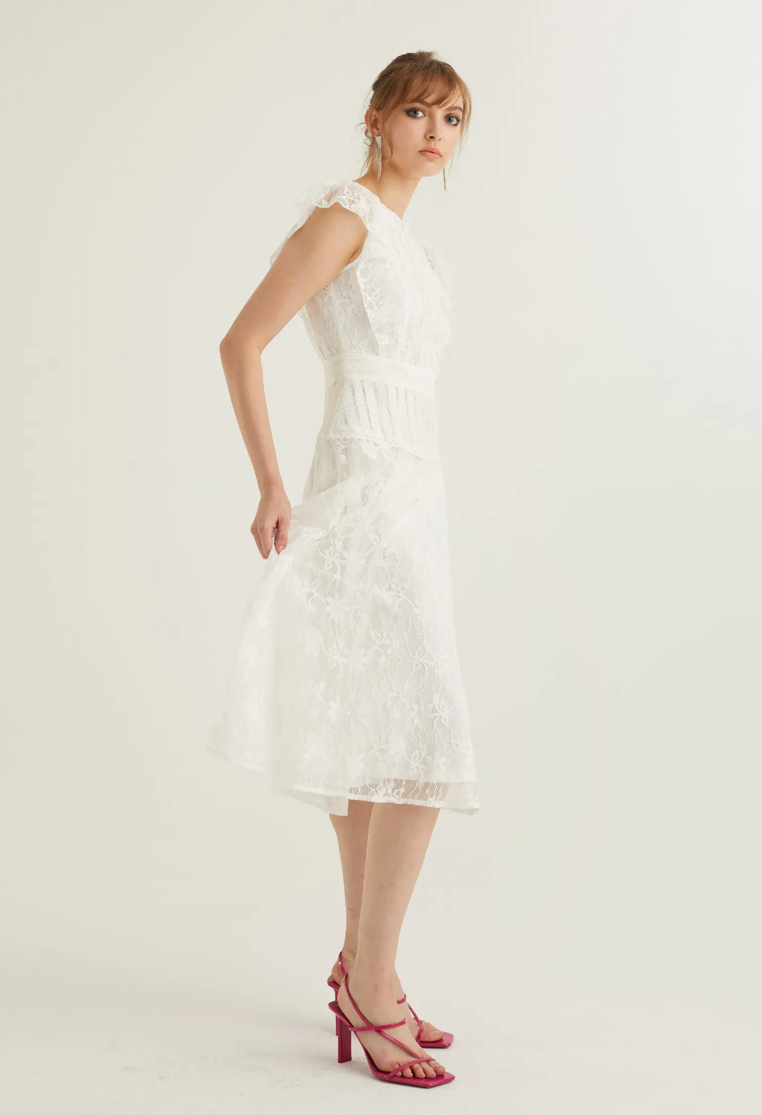 RUFFLE LACE DETAIL COCKTAIL DRESS [CREAM]