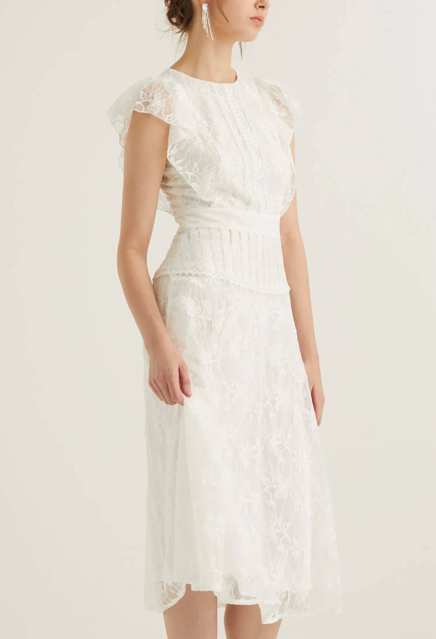 RUFFLE LACE DETAIL COCKTAIL DRESS [CREAM]