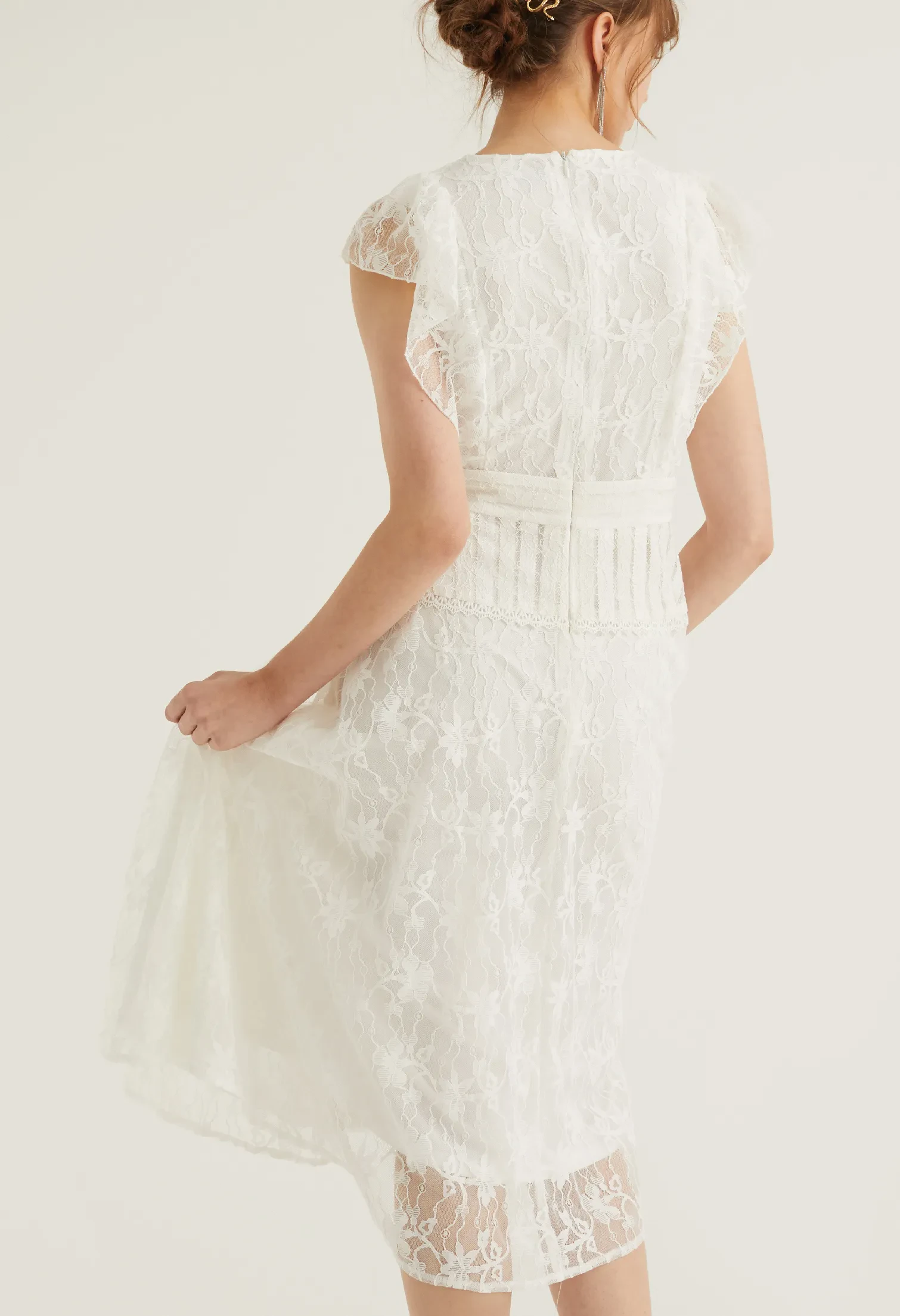 RUFFLE LACE DETAIL COCKTAIL DRESS [CREAM]
