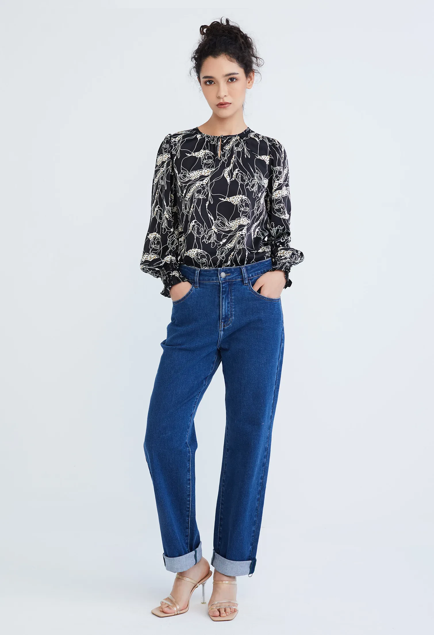 STRAIGHT CUT EASY BOYFRIEND JEANS [BLUE]
