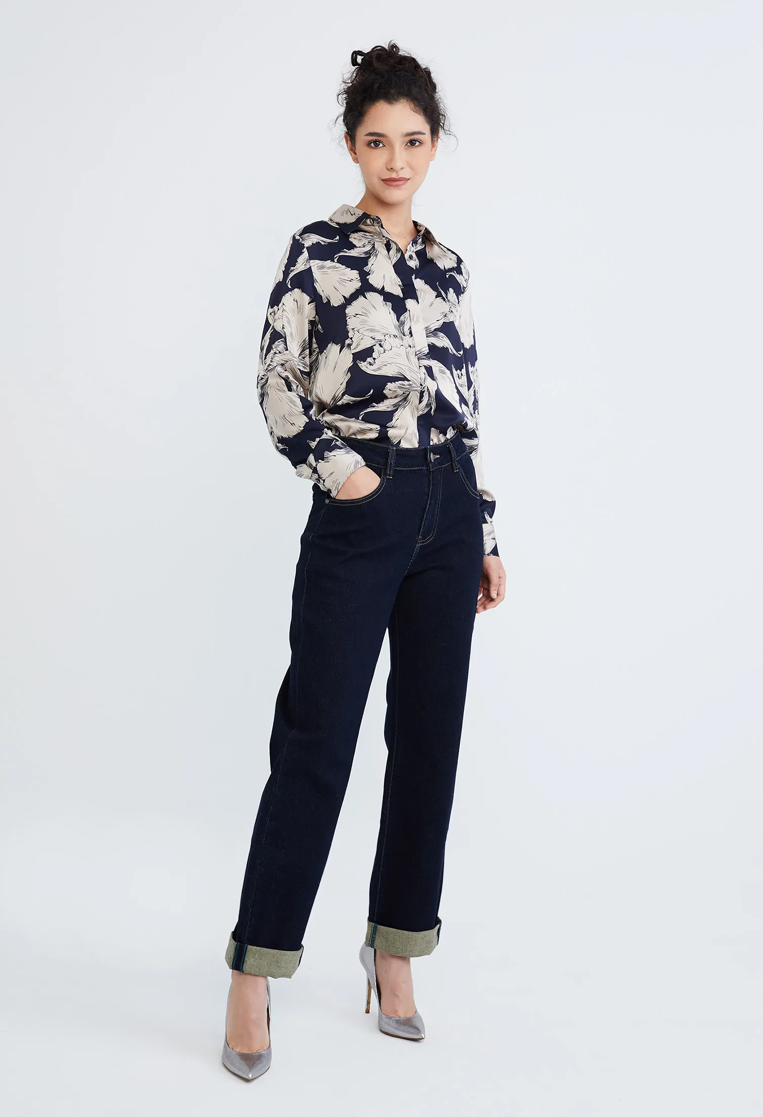 STRAIGHT CUT EASY BOYFRIEND JEANS [NAVY BLUE]
