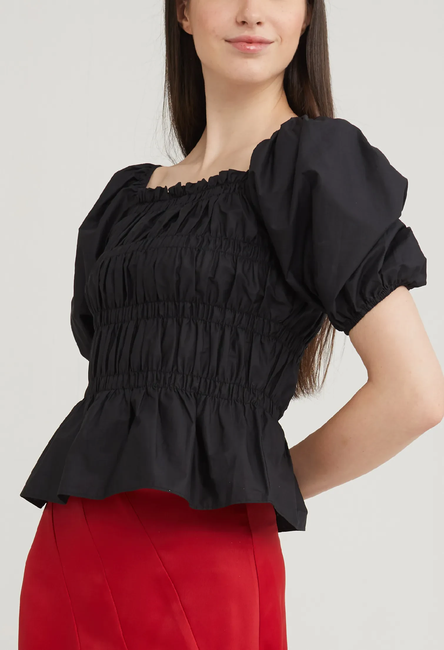 STRETCH BODICE PEPLUM TOP [BLACK]