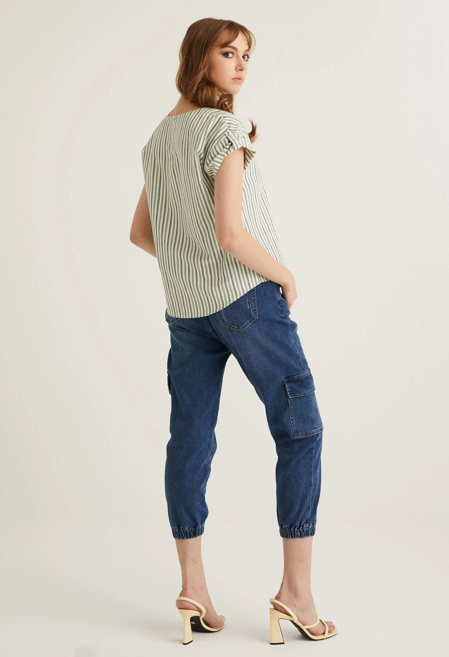 STRIPED V NECK CUFFED SLEEVE BLOUSE [OLIVE GREEN]