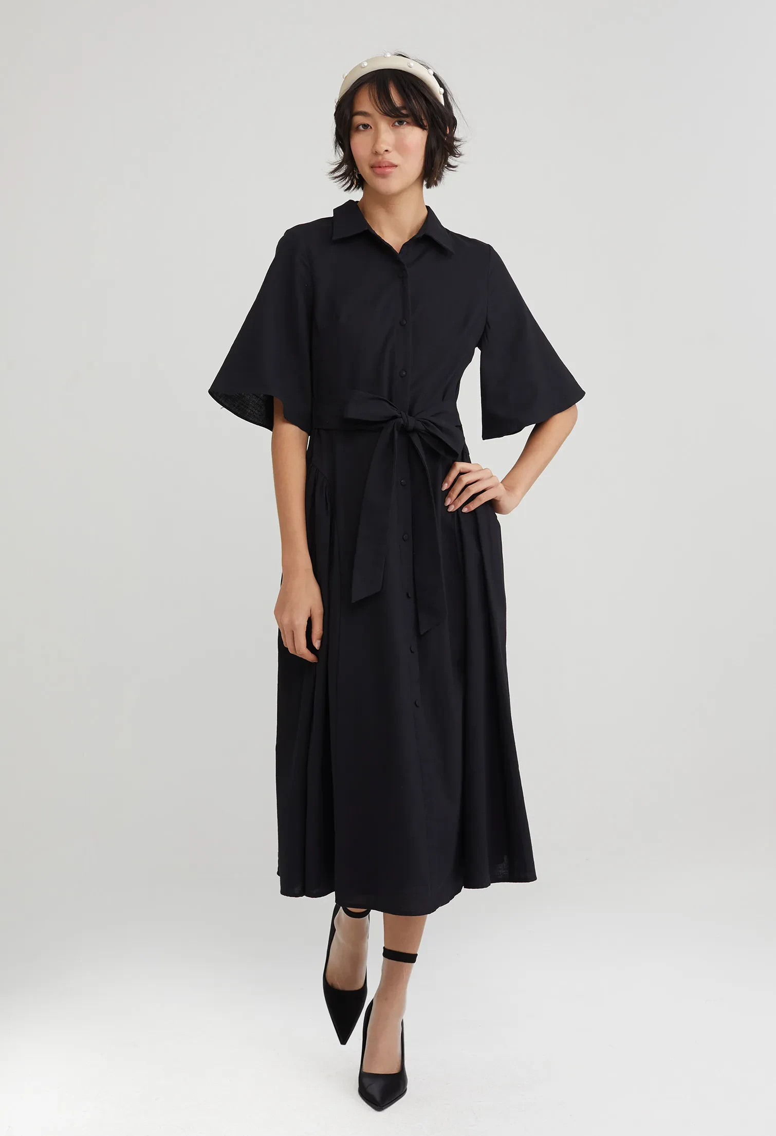 TIE WAIST COLLARED MIDI DRESS [BLACK]