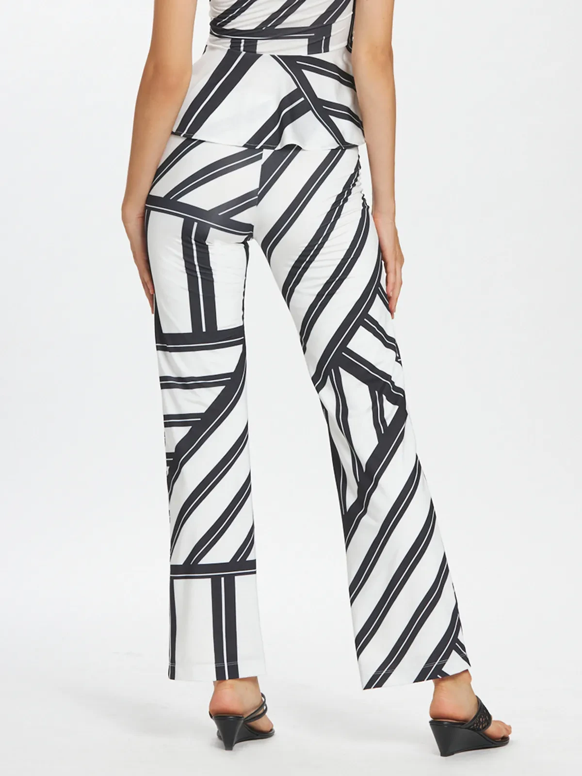 Geometric Mono Print Straight Leg Pants