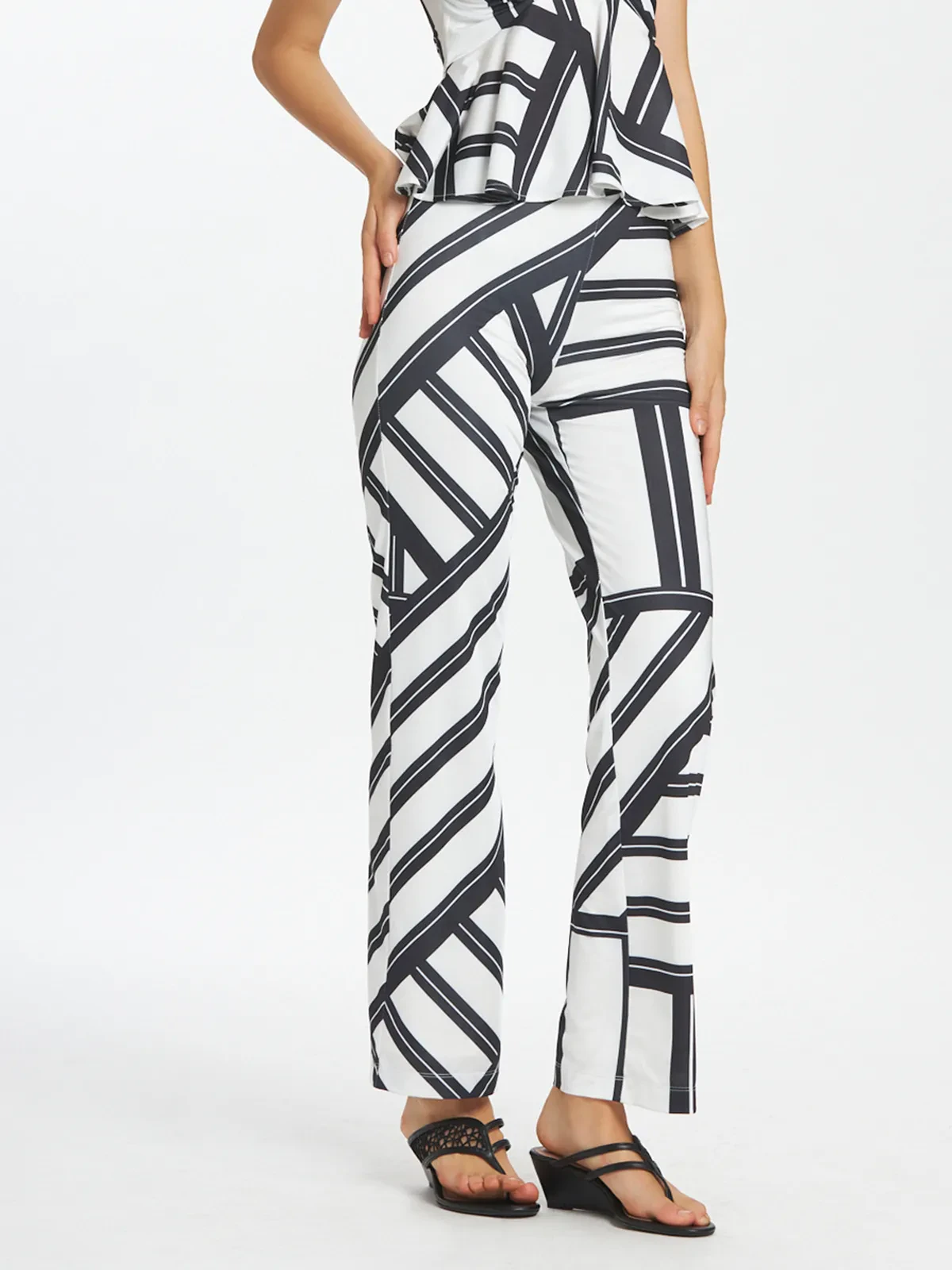 Geometric Mono Print Straight Leg Pants